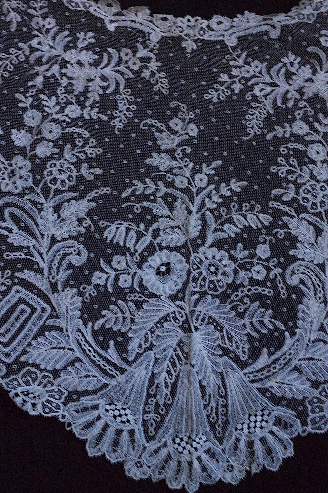 dentelle antique アンティークレース ケープ