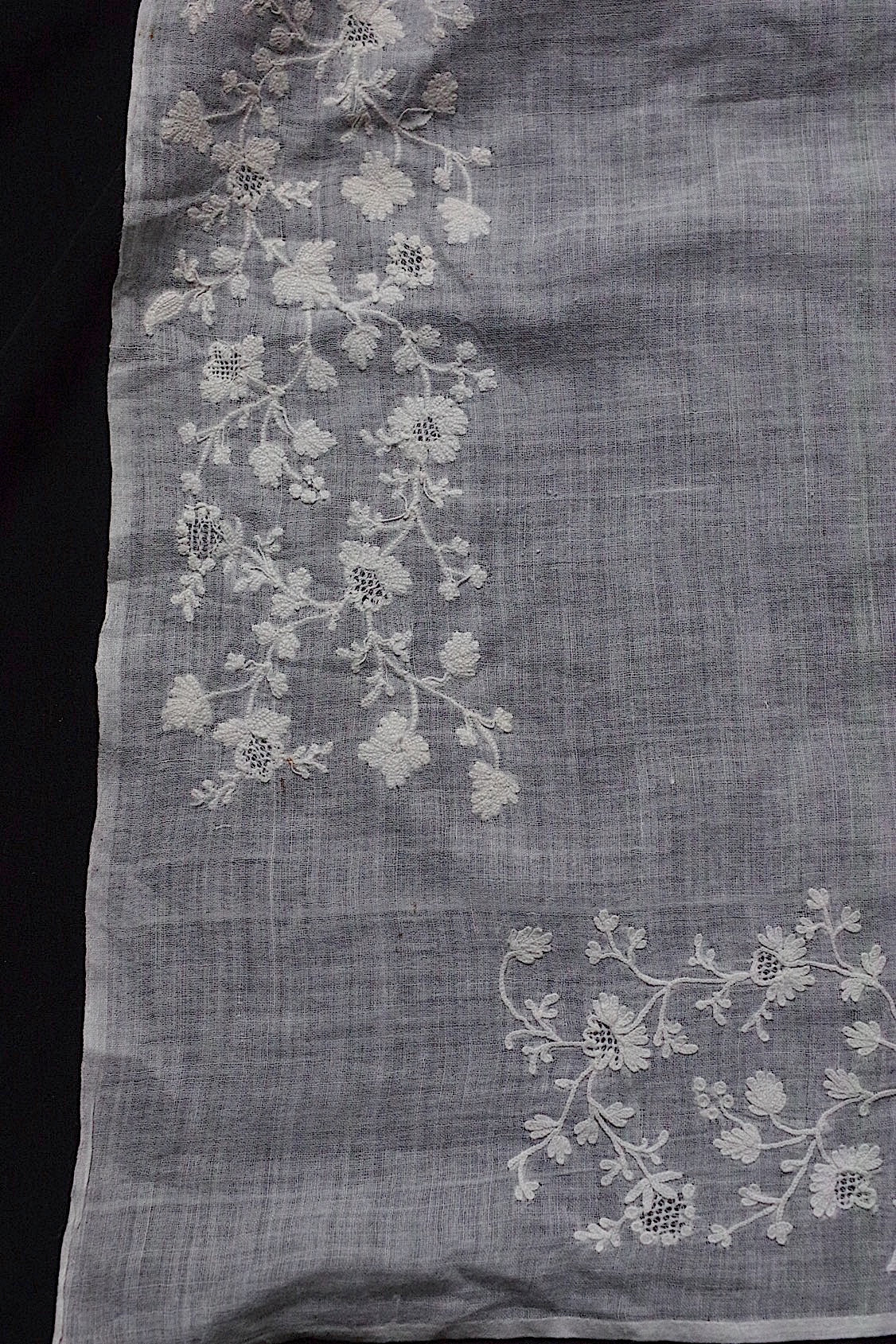 fichu antique アンティーク刺繍