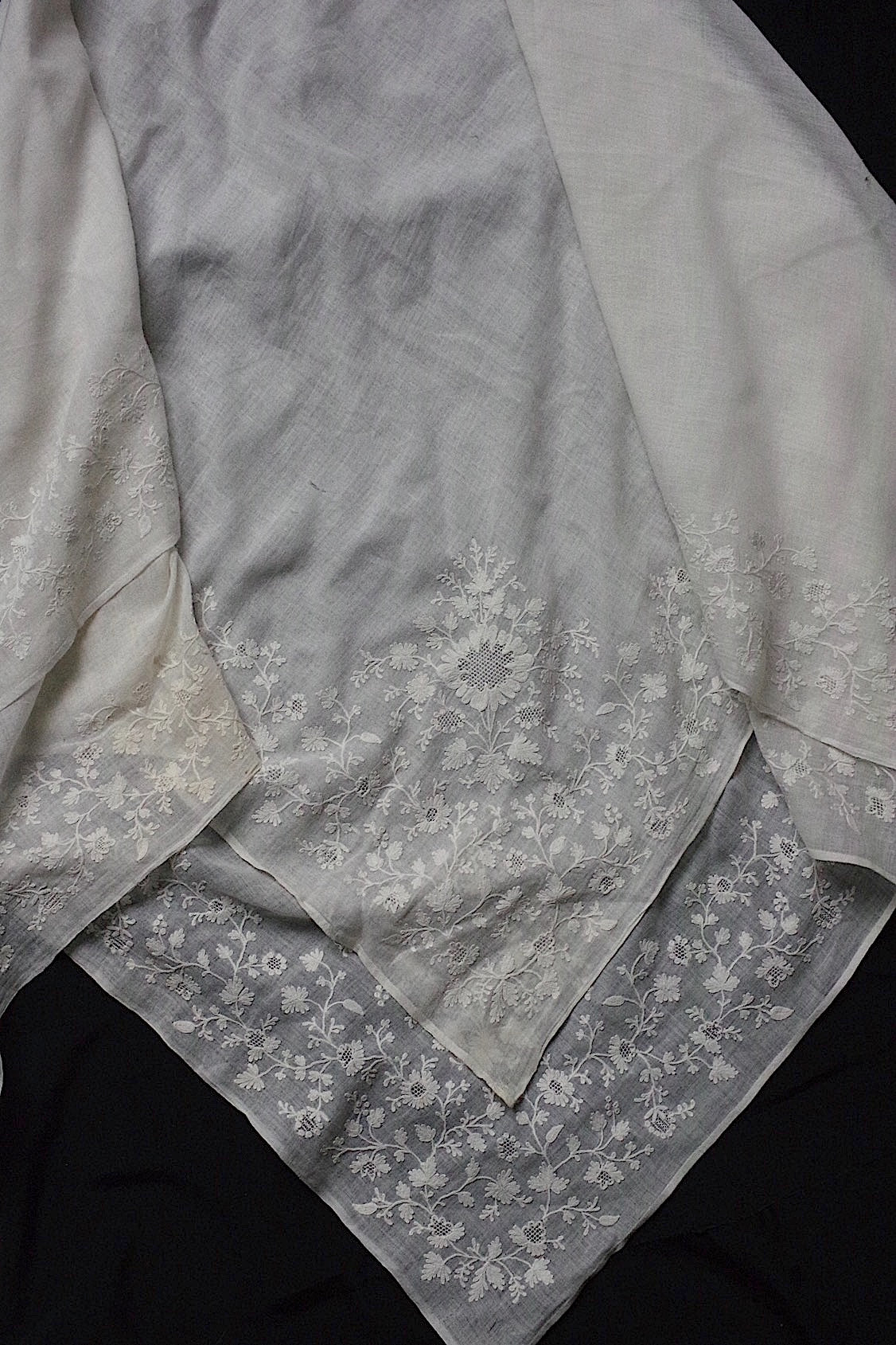 fichu antique アンティーク刺繍
