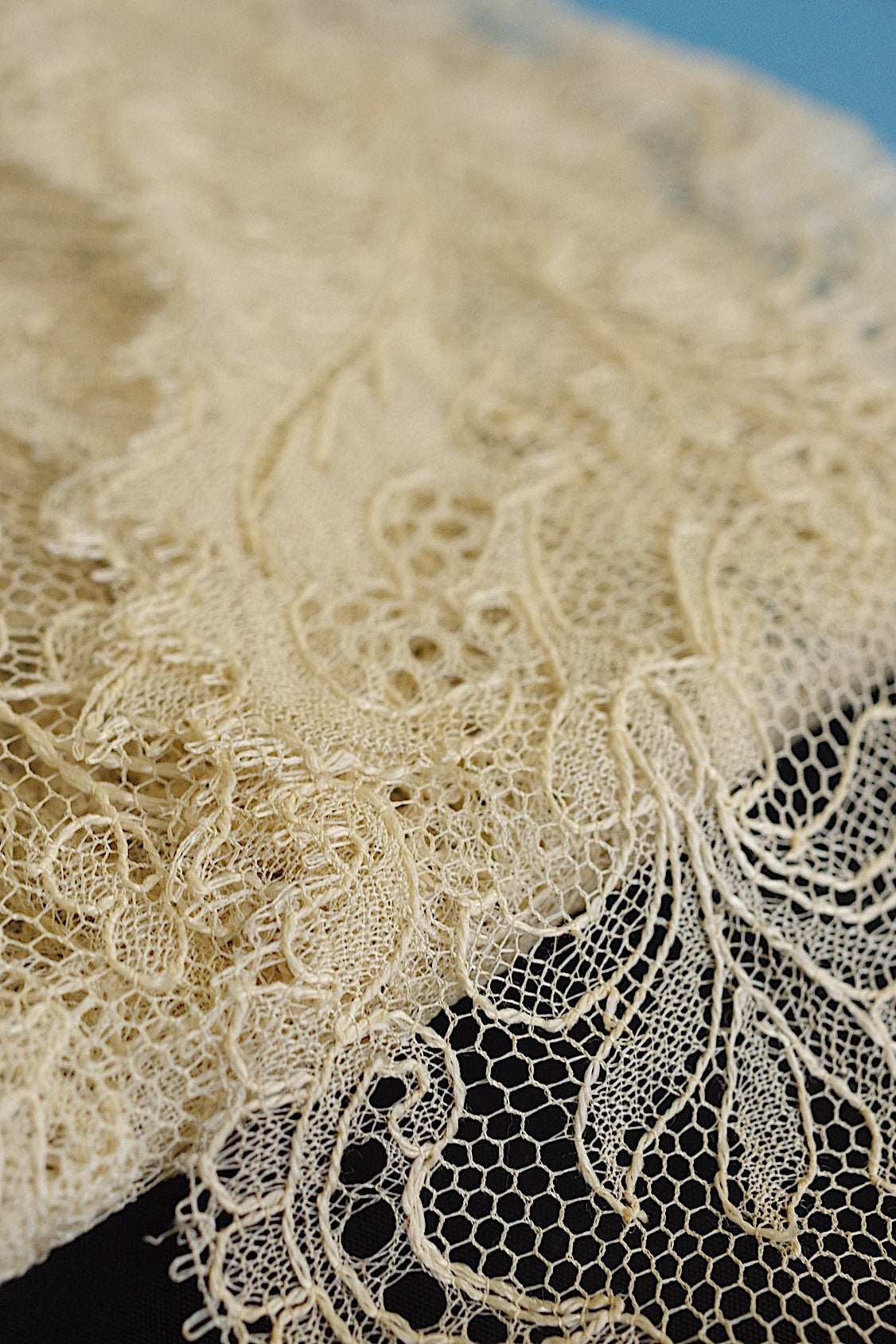 dentelle antique アンティークレース 178cm 86cm 100cm