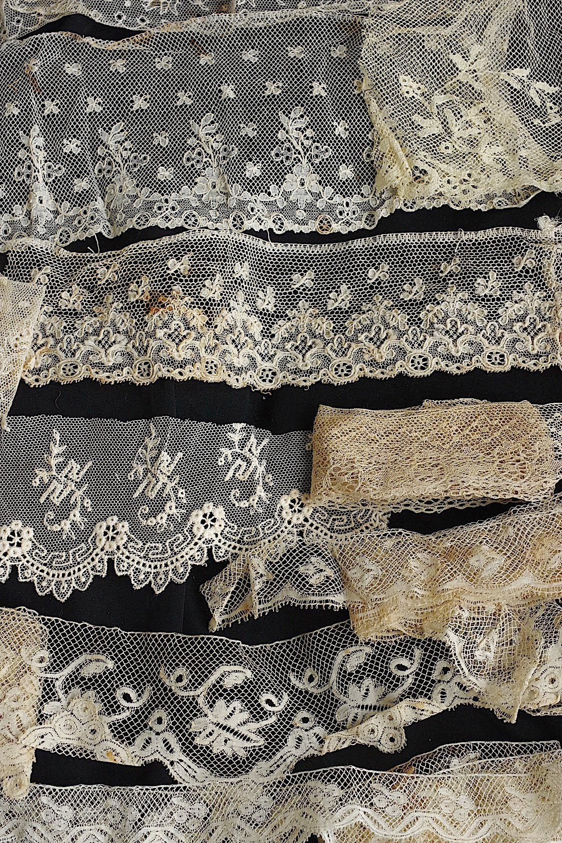 dentelle antique アンティークレース 素材用 lot