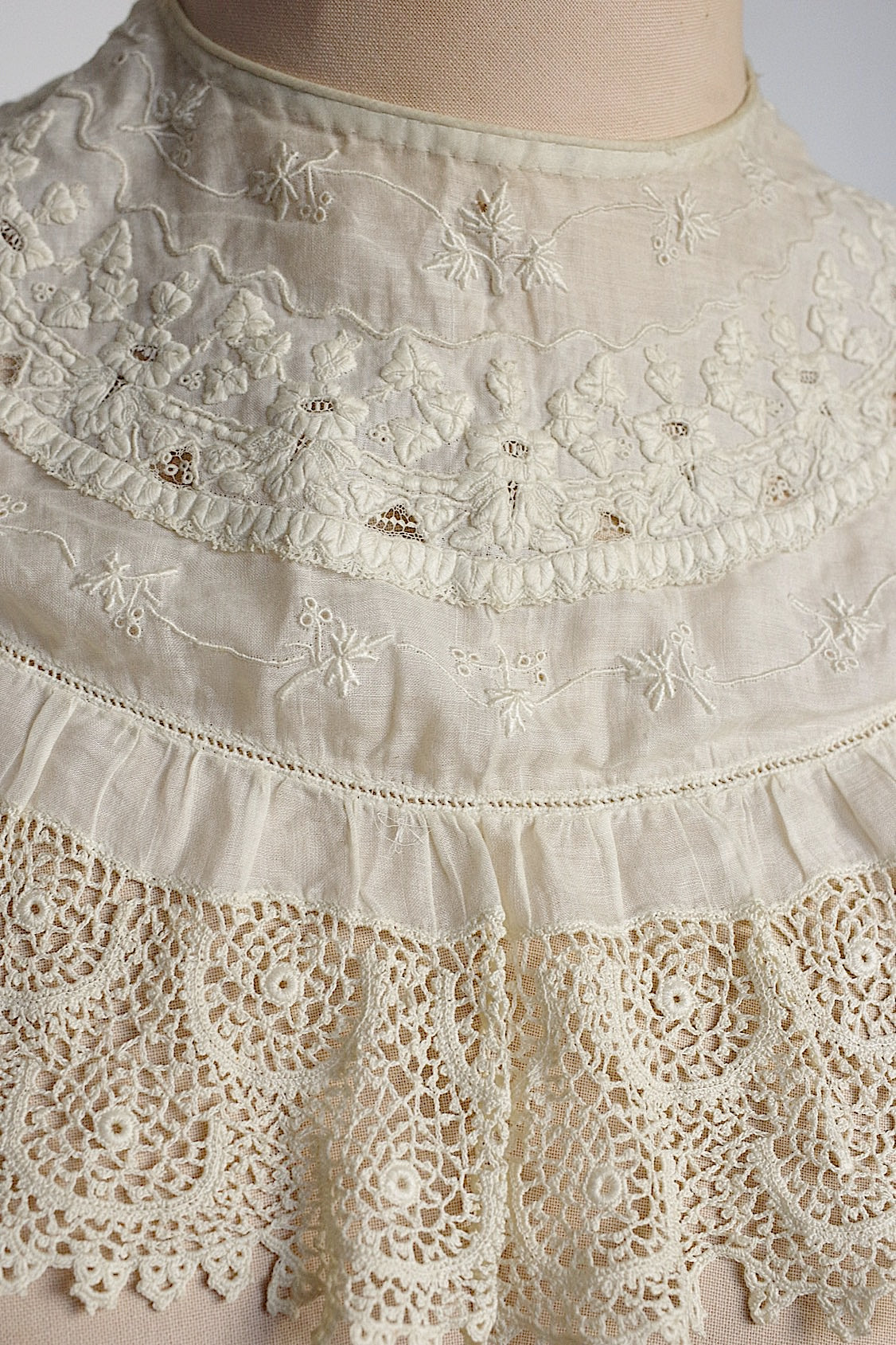 dentelle antique アンティークレース つけ襟