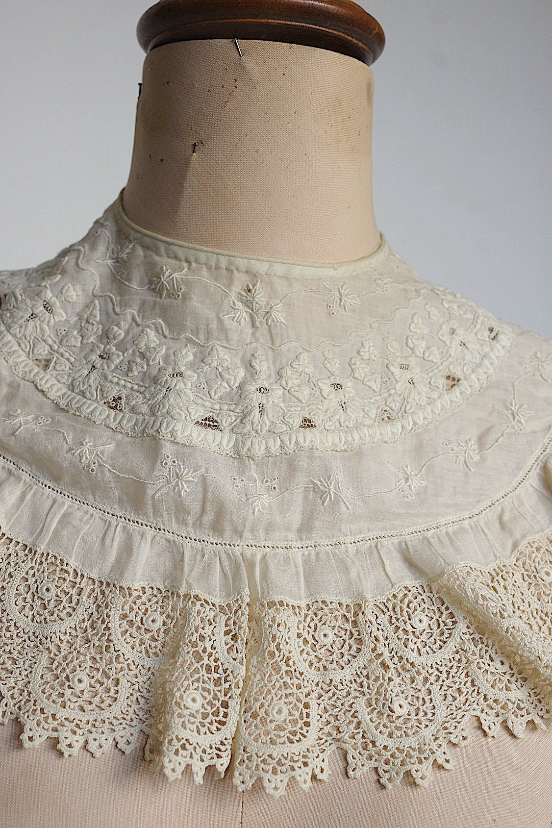 dentelle antique アンティークレース つけ襟