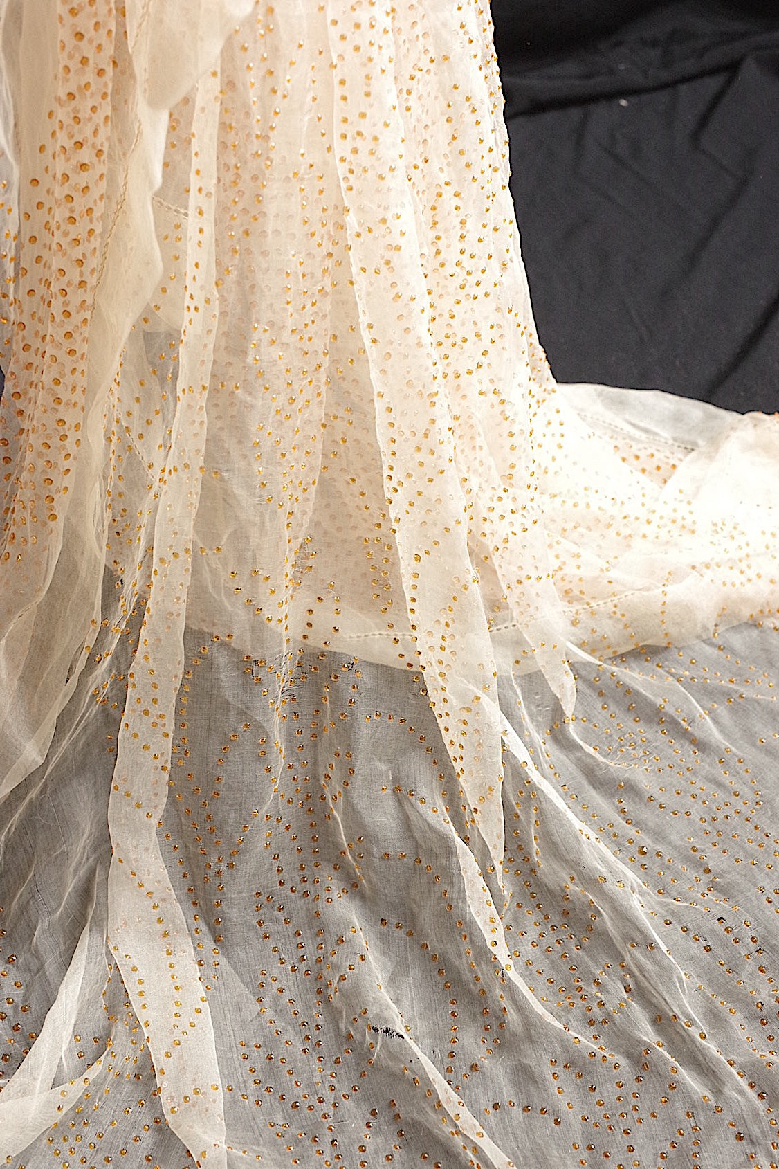 dentelle antique アンティーク刺繍 ハギレ  lot2 .FR a l'epoque