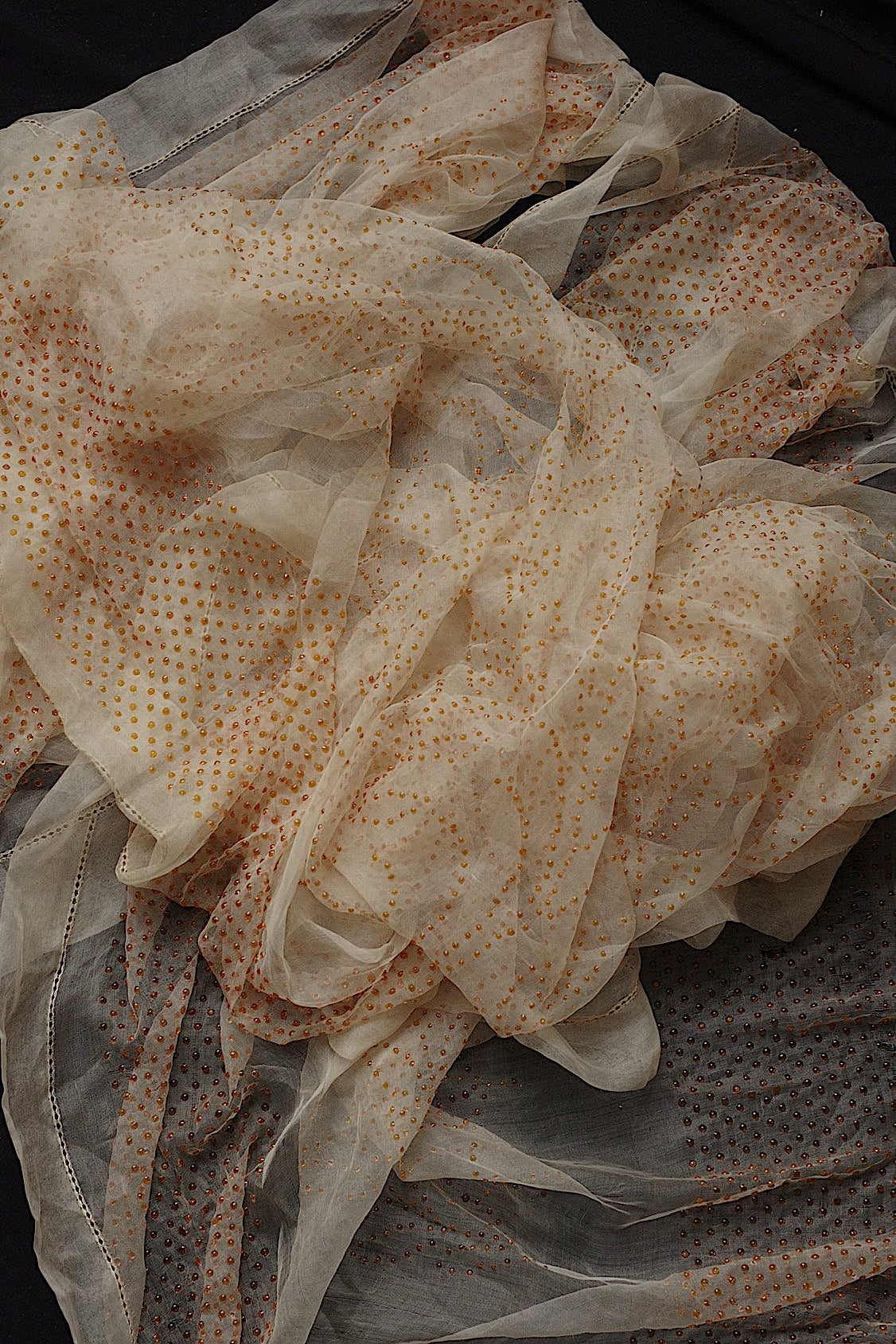 dentelle antique アンティーク刺繍 ハギレ  lot2 .FR a l'epoque
