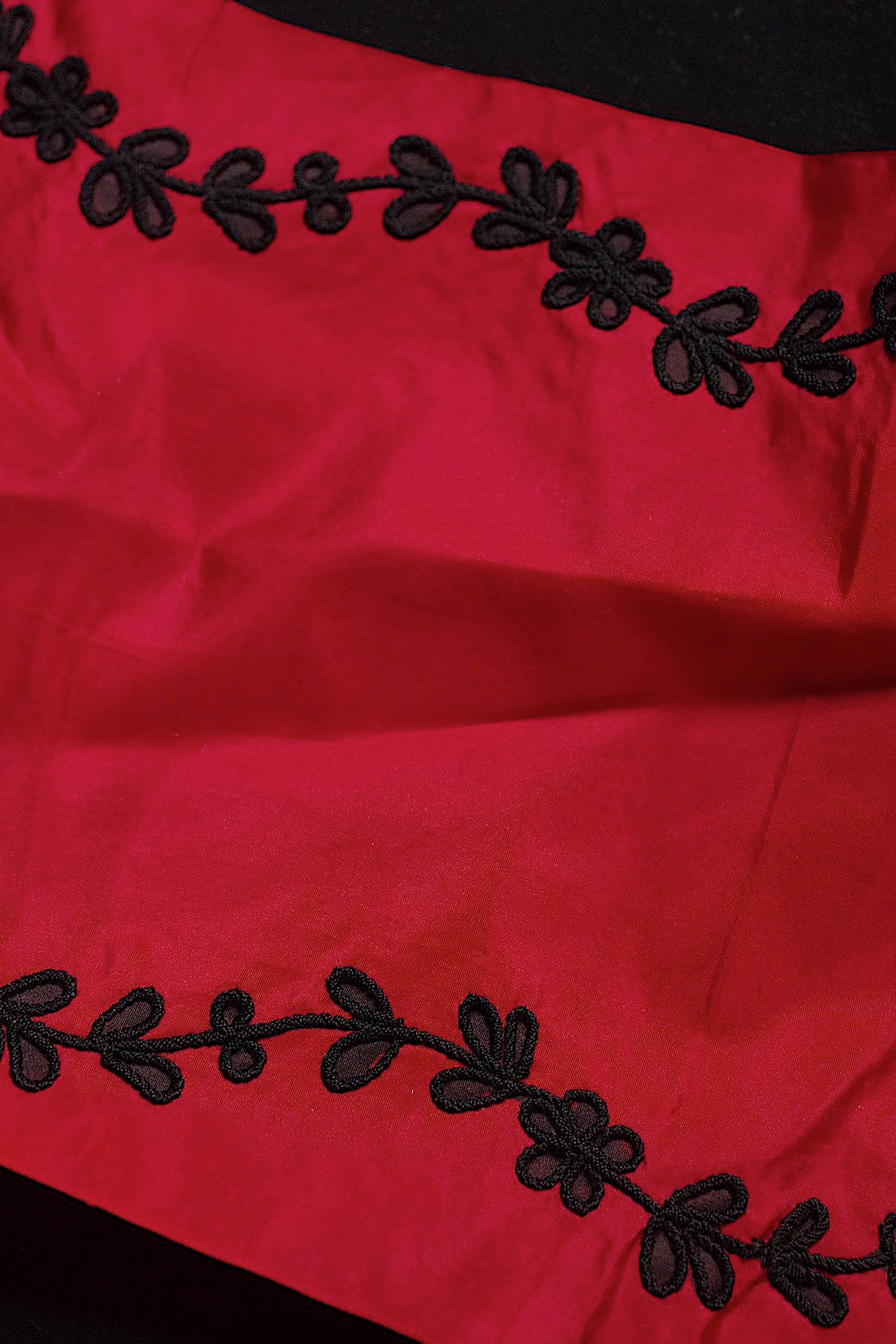 dentelle antique アンティーク刺繍 ハギレ  lot2 .FR a l'epoque