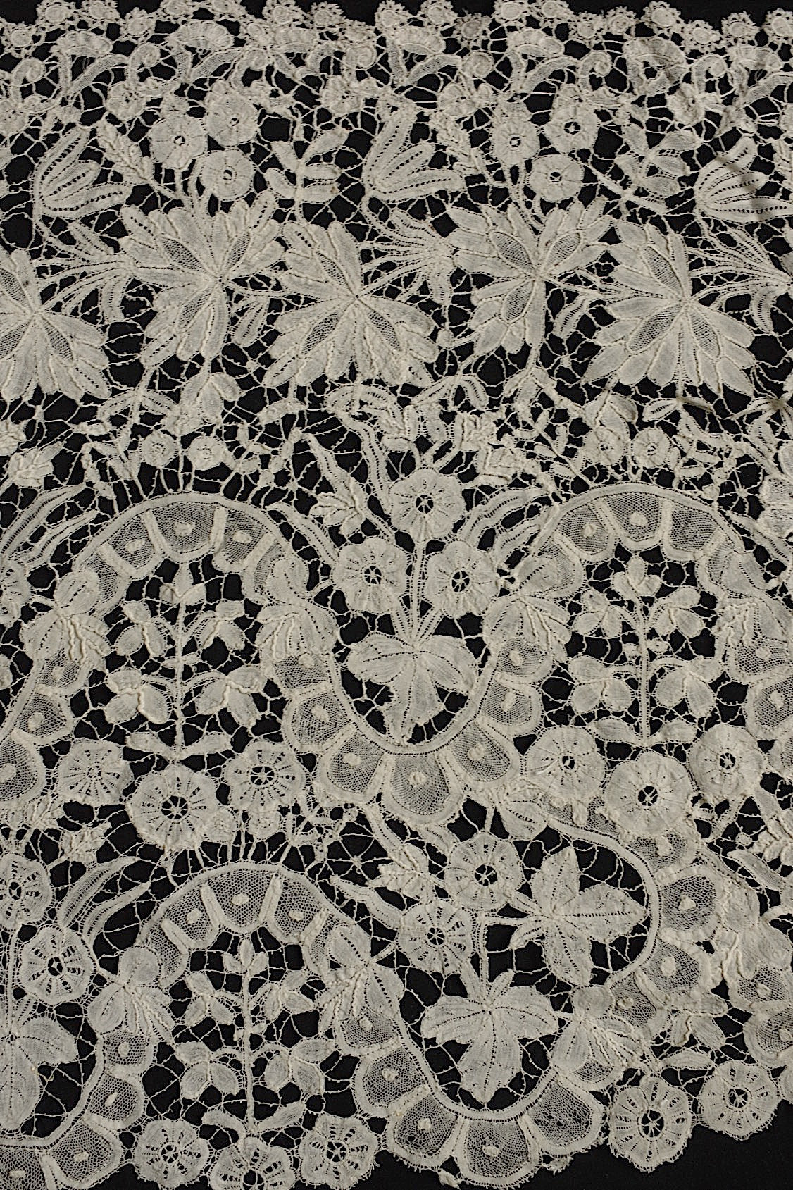 dentelle antique アンティークレース 115cm×22cm .FR a l'epoque