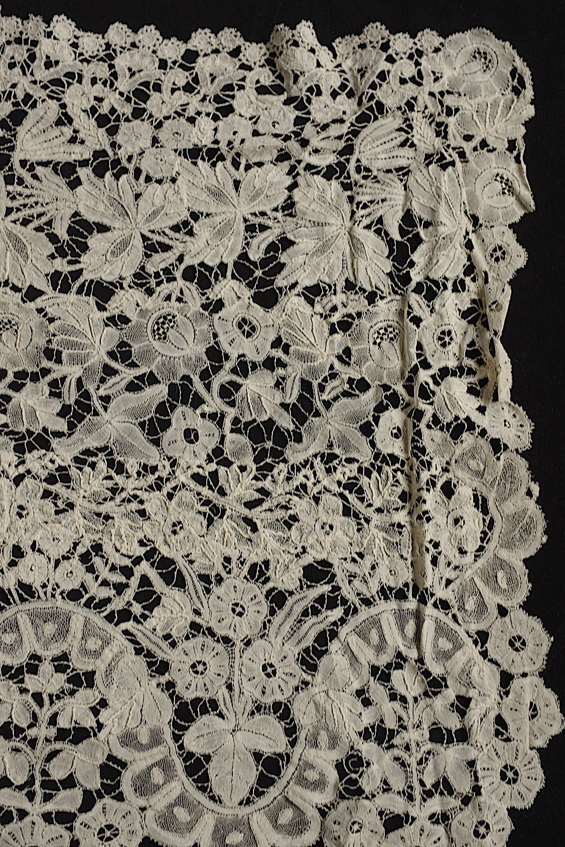 dentelle antique アンティークレース 115cm×22cm .FR a l'epoque