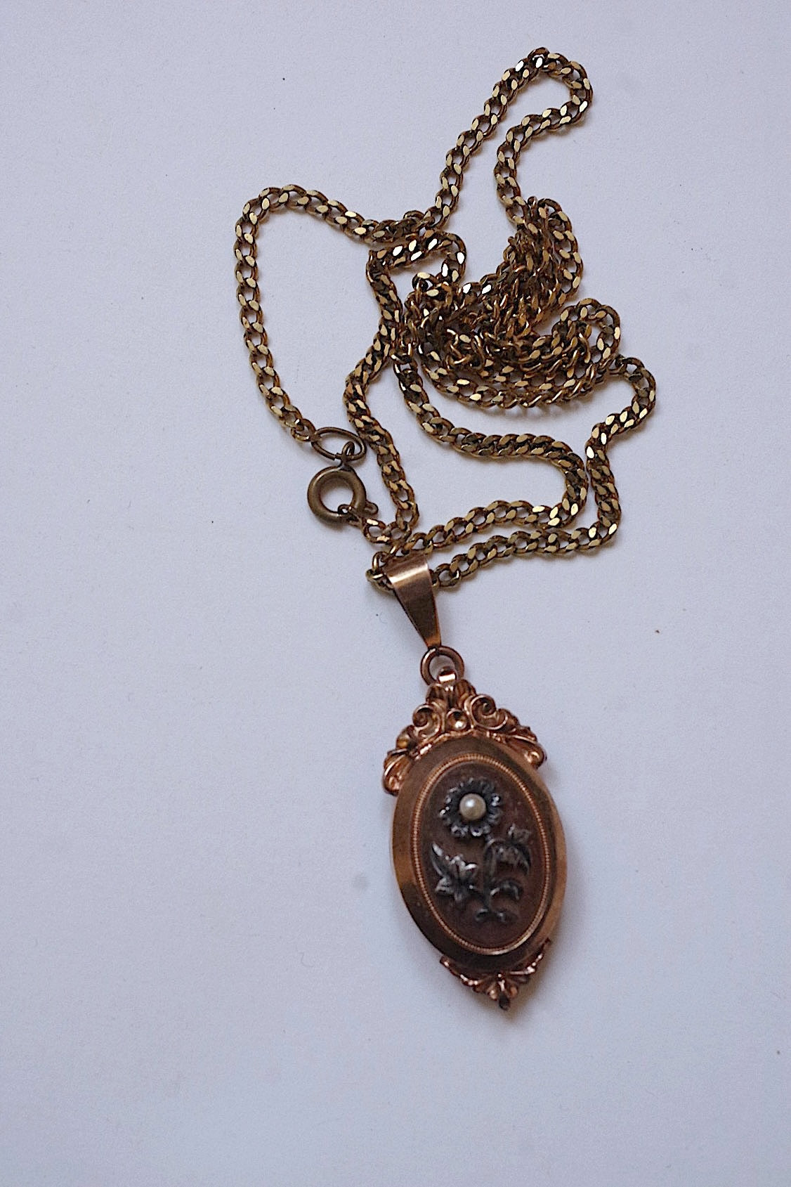 collier antique アンティークペンダント .FR a l'epoque