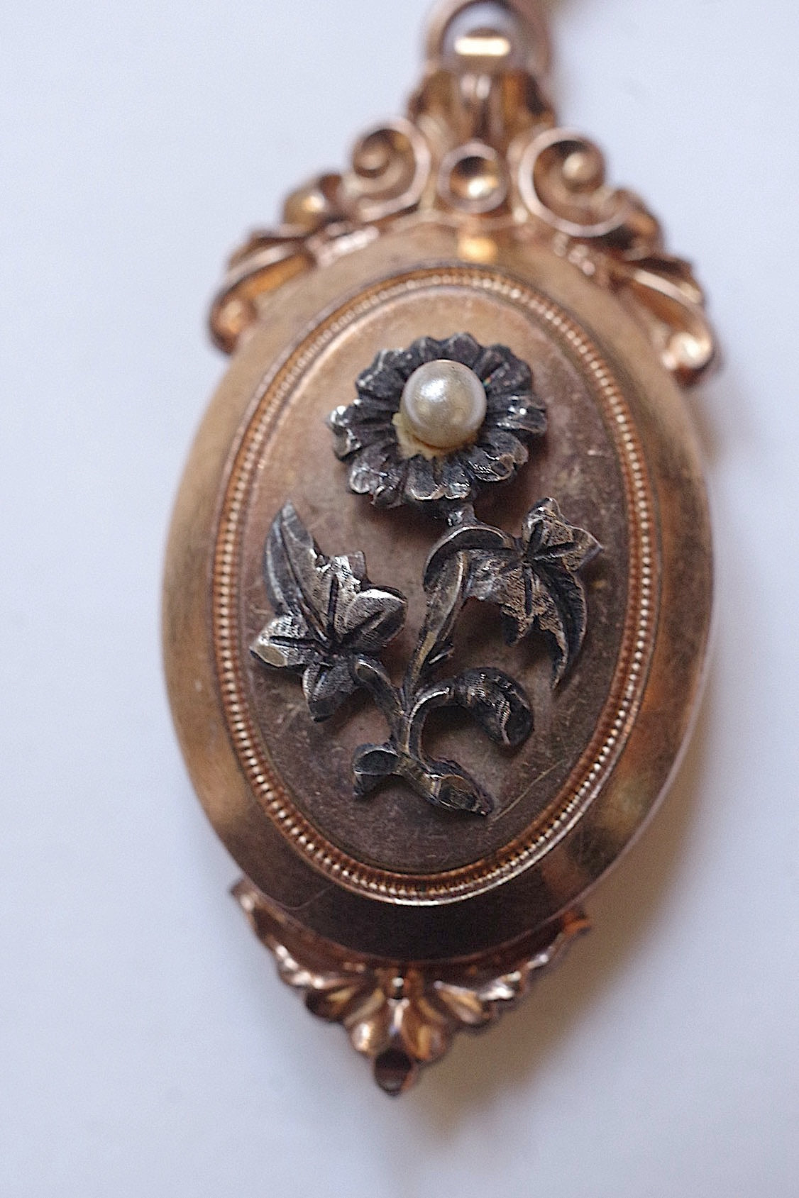 collier antique アンティークペンダント .FR a l'epoque