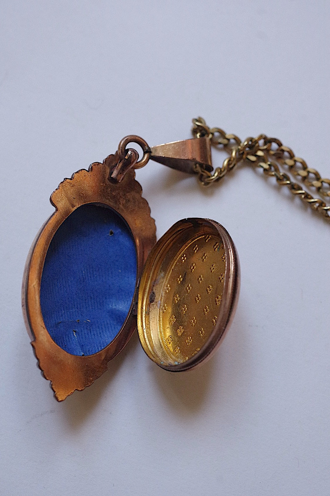 collier antique アンティークペンダント .FR a l'epoque