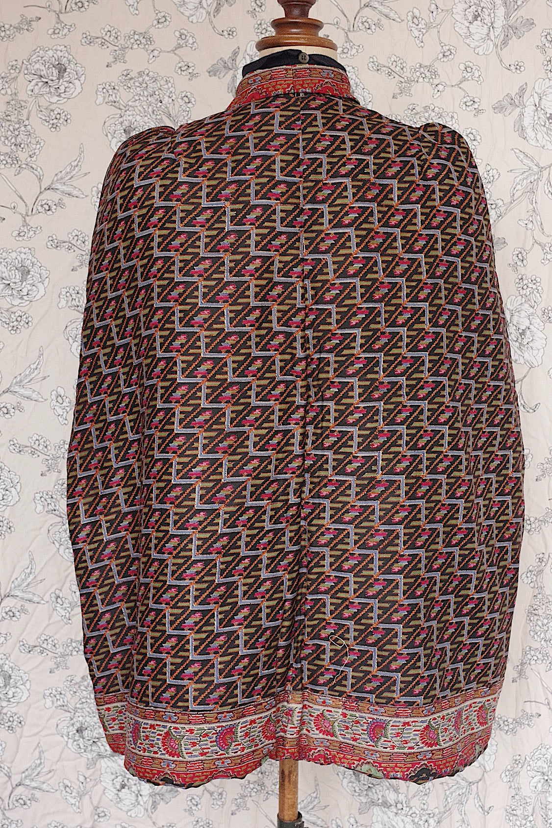 アンティークケープ vêtement antique .FR a l'epoque