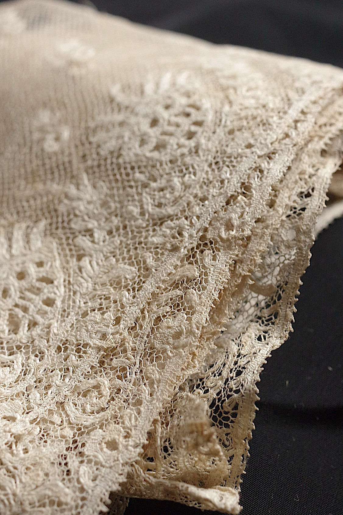アンティークレース dentelle antique  325cm .FR a l'epoque