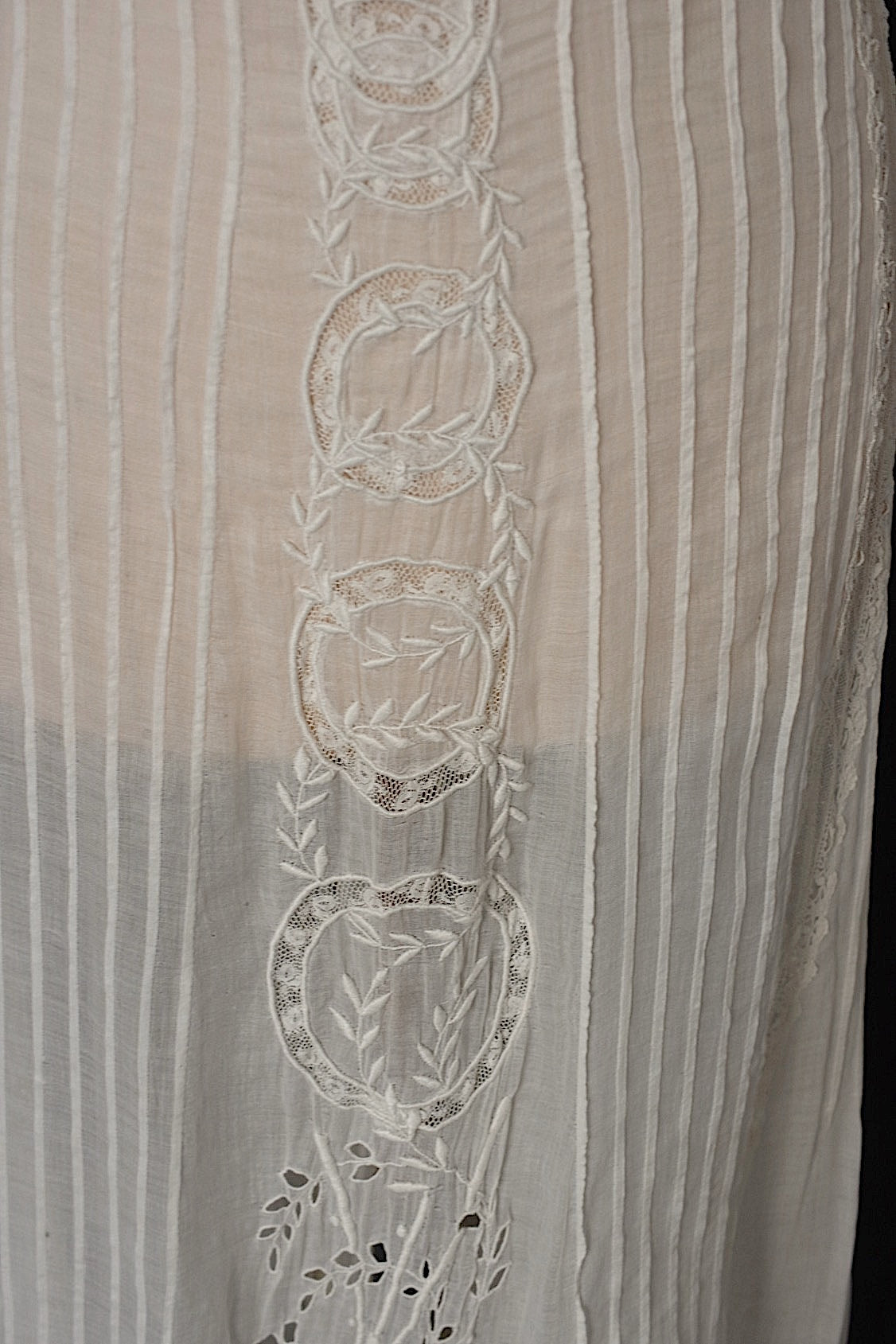 アンティークレースドレス vêtement antique レースドレス .FR a l'epoque