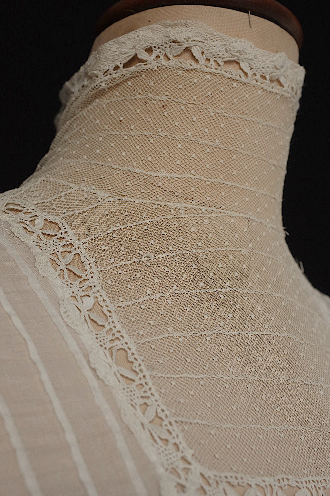 アンティークレースドレス vêtement antique レースドレス .FR a l'epoque