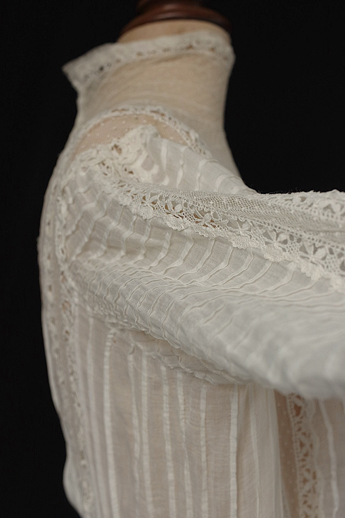 アンティークレースドレス vêtement antique レースドレス .FR a l'epoque