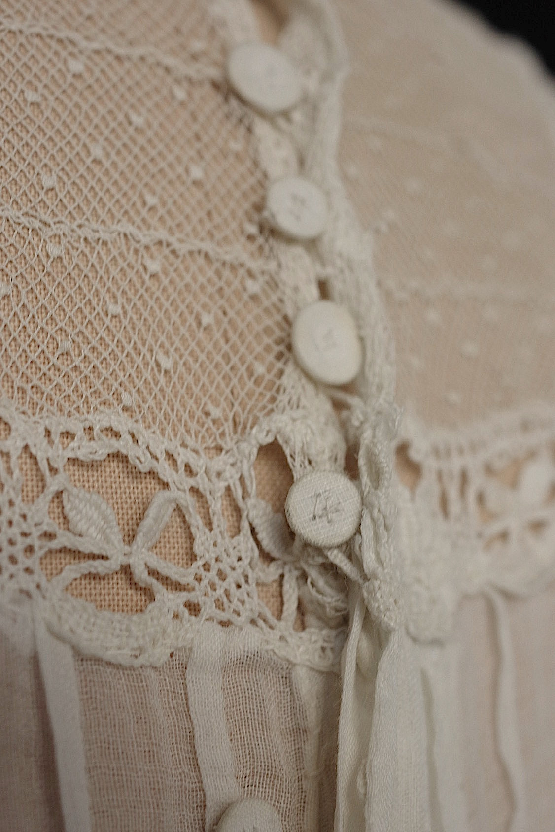 アンティークレースドレス vêtement antique レースドレス .FR a l'epoque