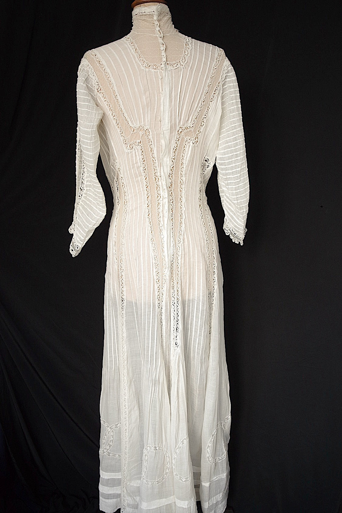 アンティークレースドレス vêtement antique レースドレス .FR a l'epoque