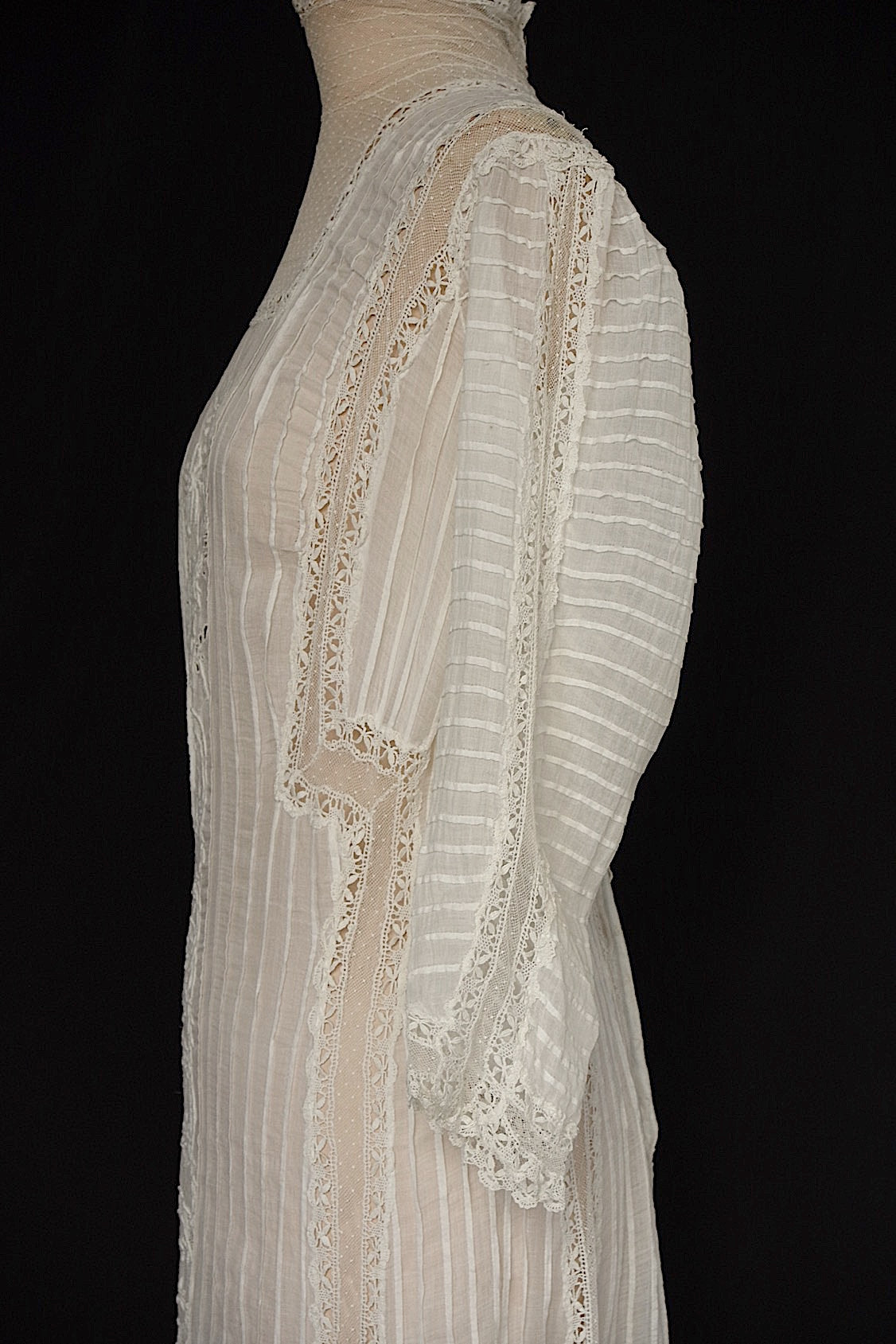 アンティークレースドレス vêtement antique レースドレス .FR a l'epoque