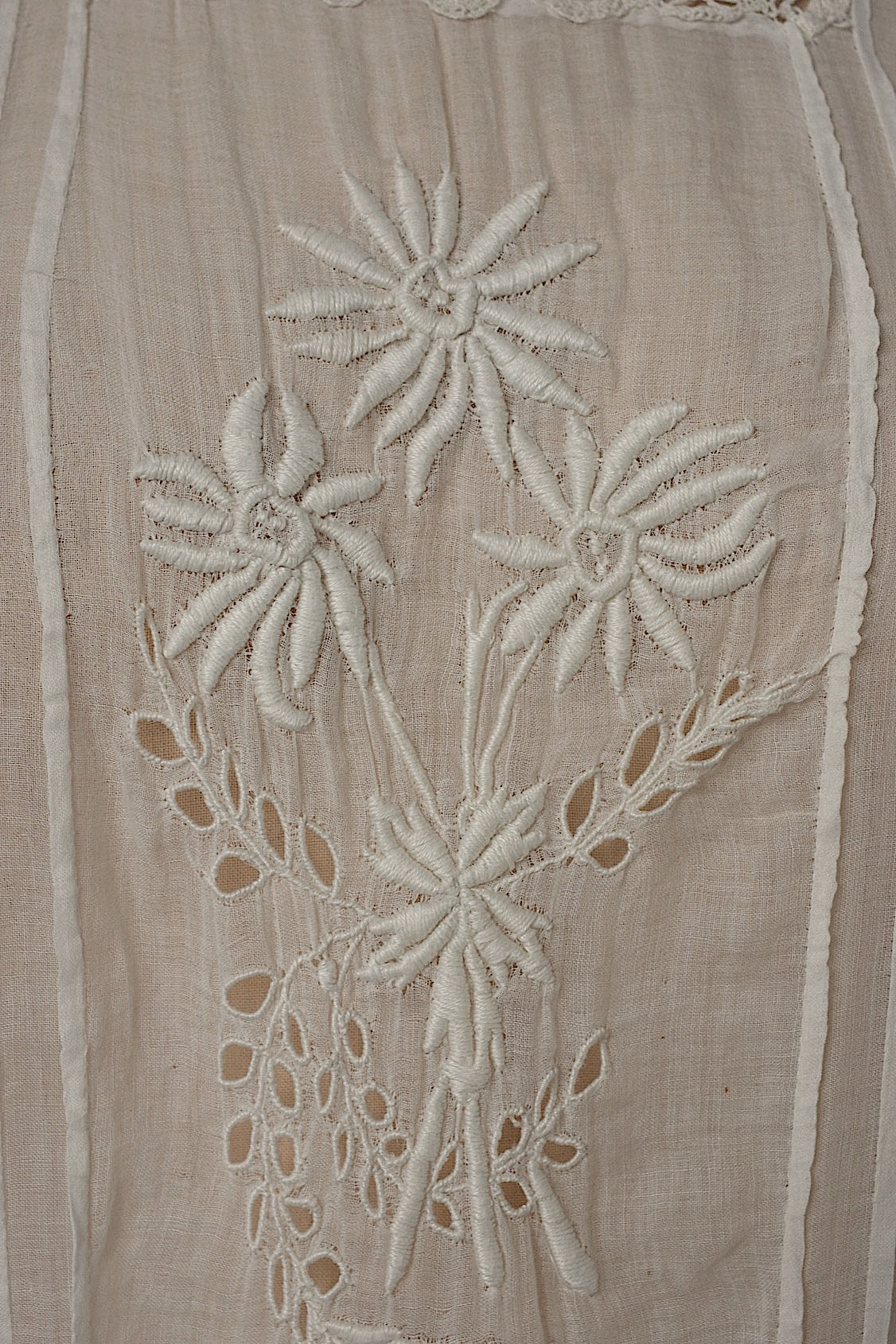 アンティークレースドレス vêtement antique レースドレス .FR a l'epoque