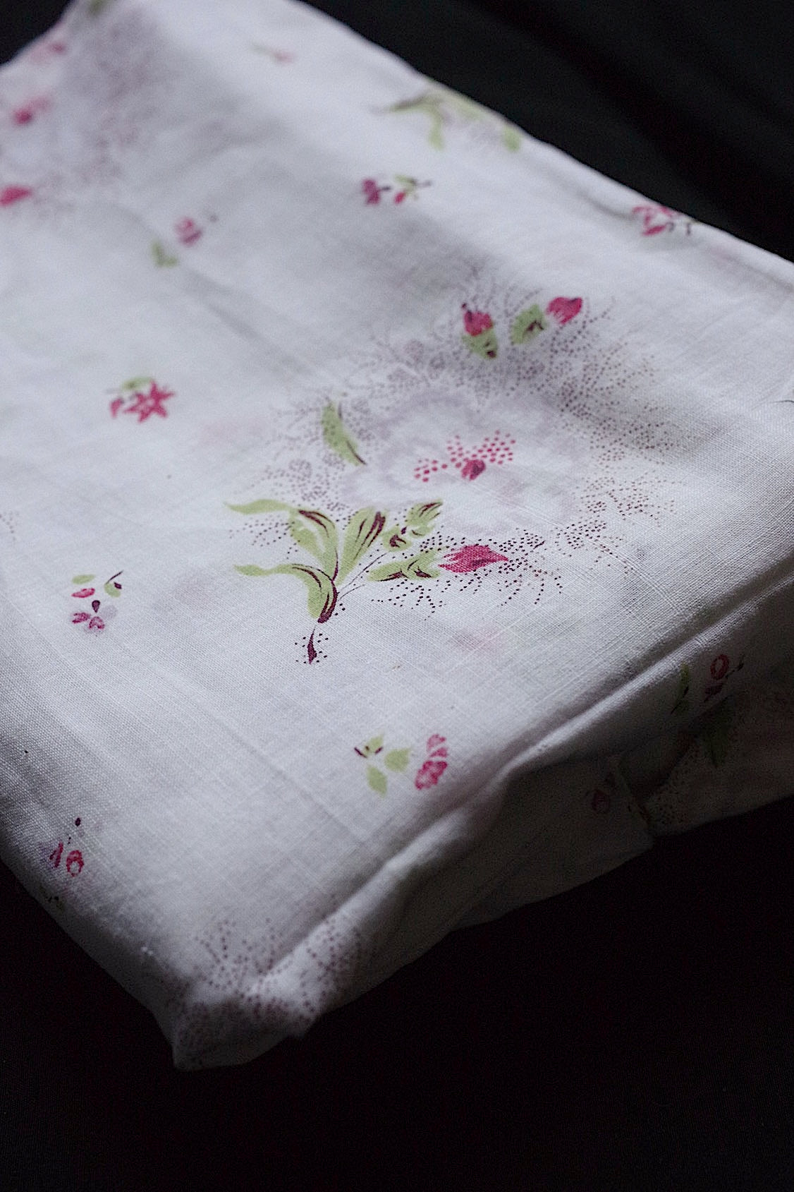 アンティーク生地 antique tissu アンティーク小花がら生地 .FR a l'epoque