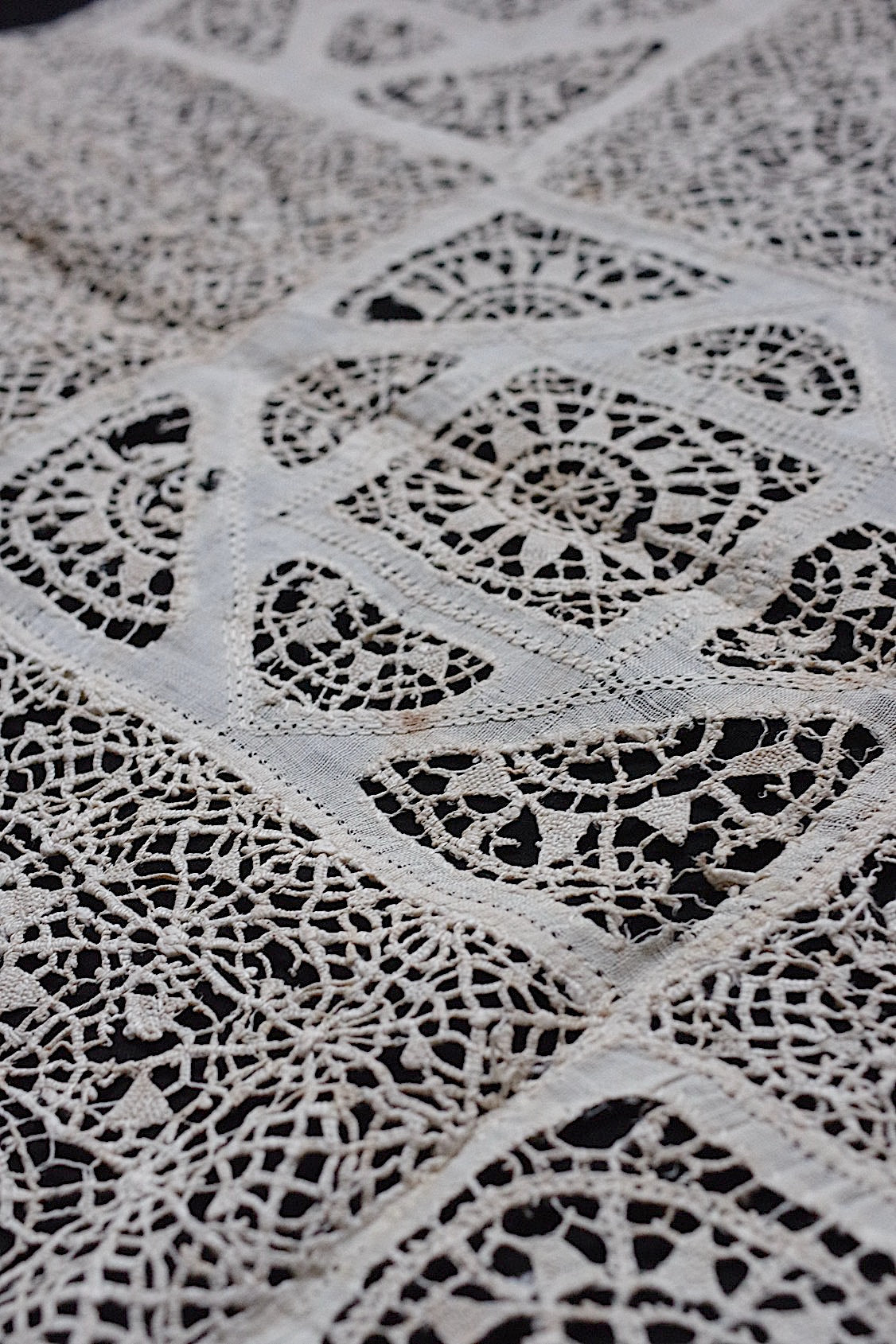 アンティークレース dentelle antique フィレレース 3 .FR a l'epoque