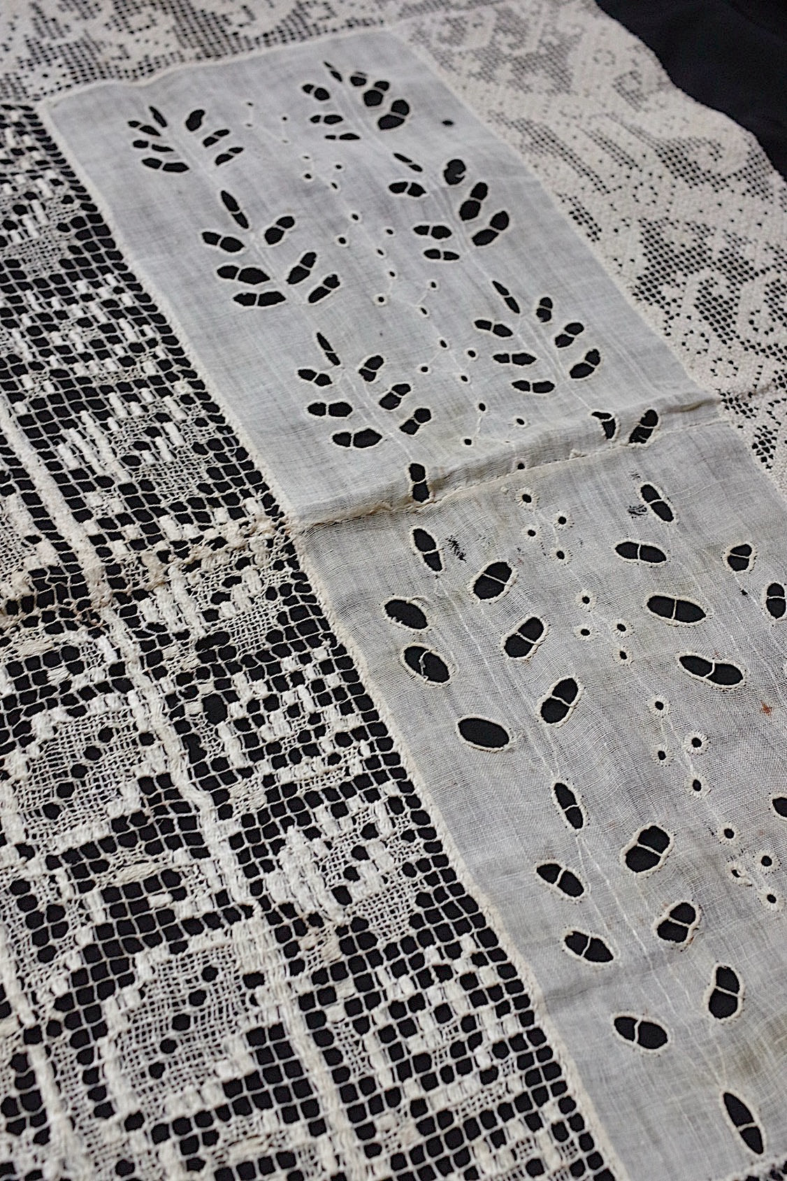 アンティークレース dentelle antique フィレレース 3 .FR a l'epoque