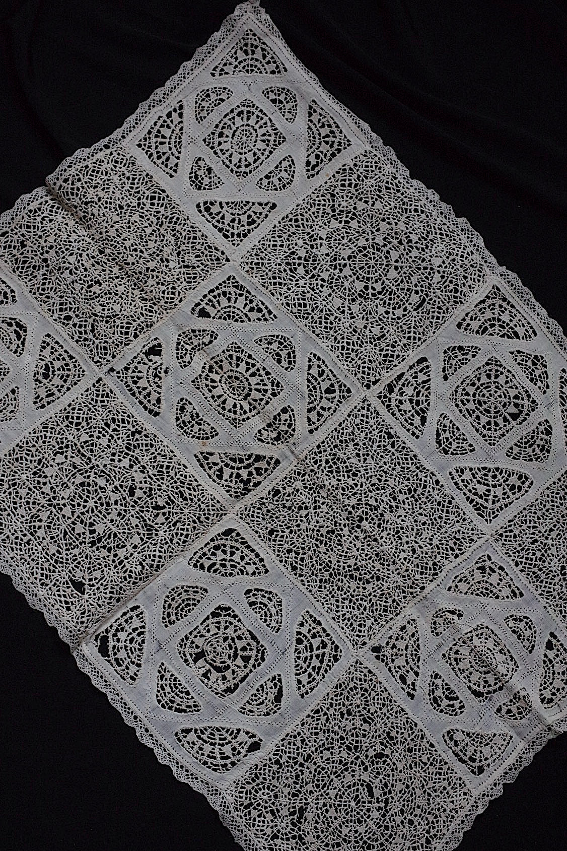 アンティークレース dentelle antique フィレレース 3 .FR a l'epoque