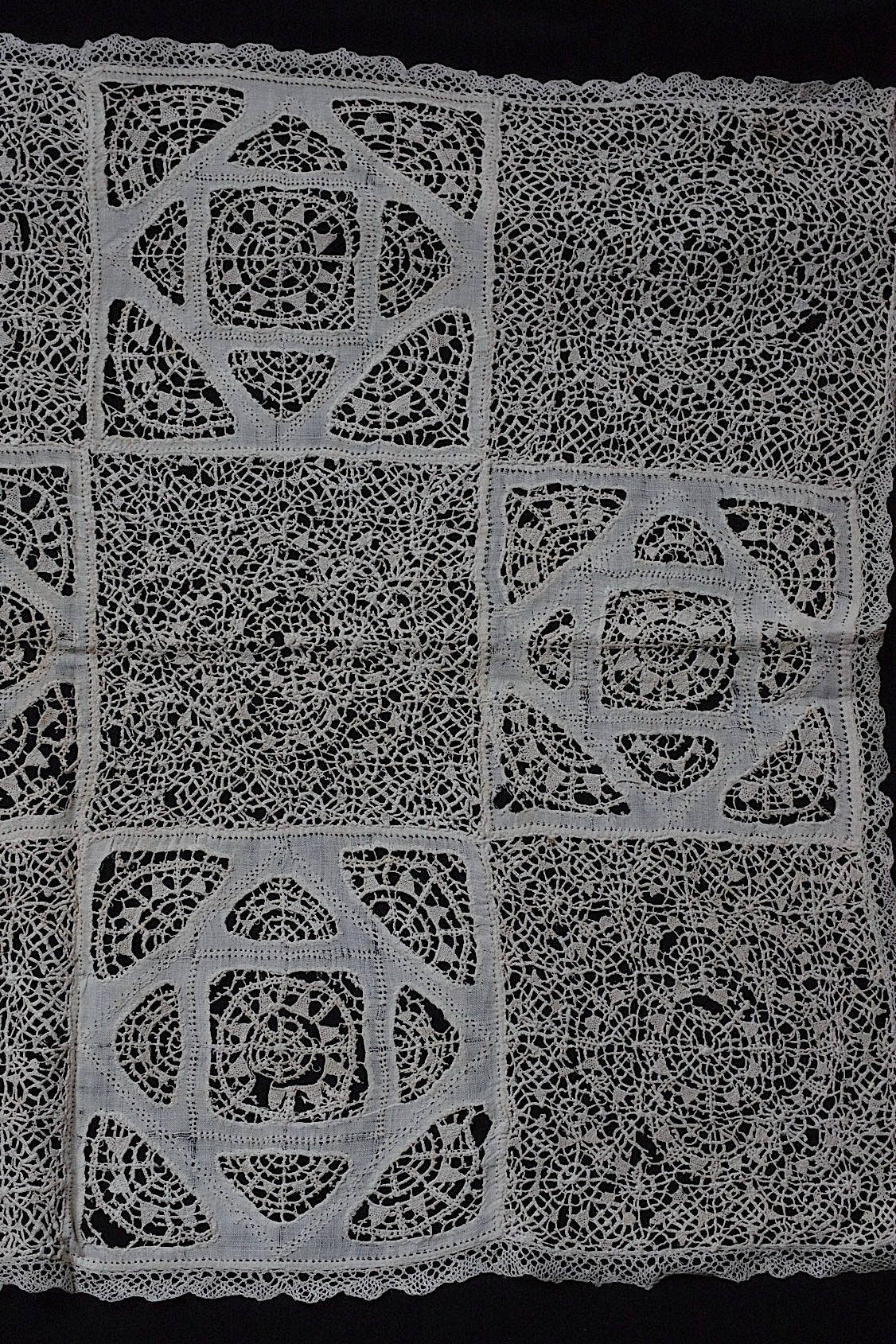 アンティークレース dentelle antique フィレレース 3 .FR a l'epoque