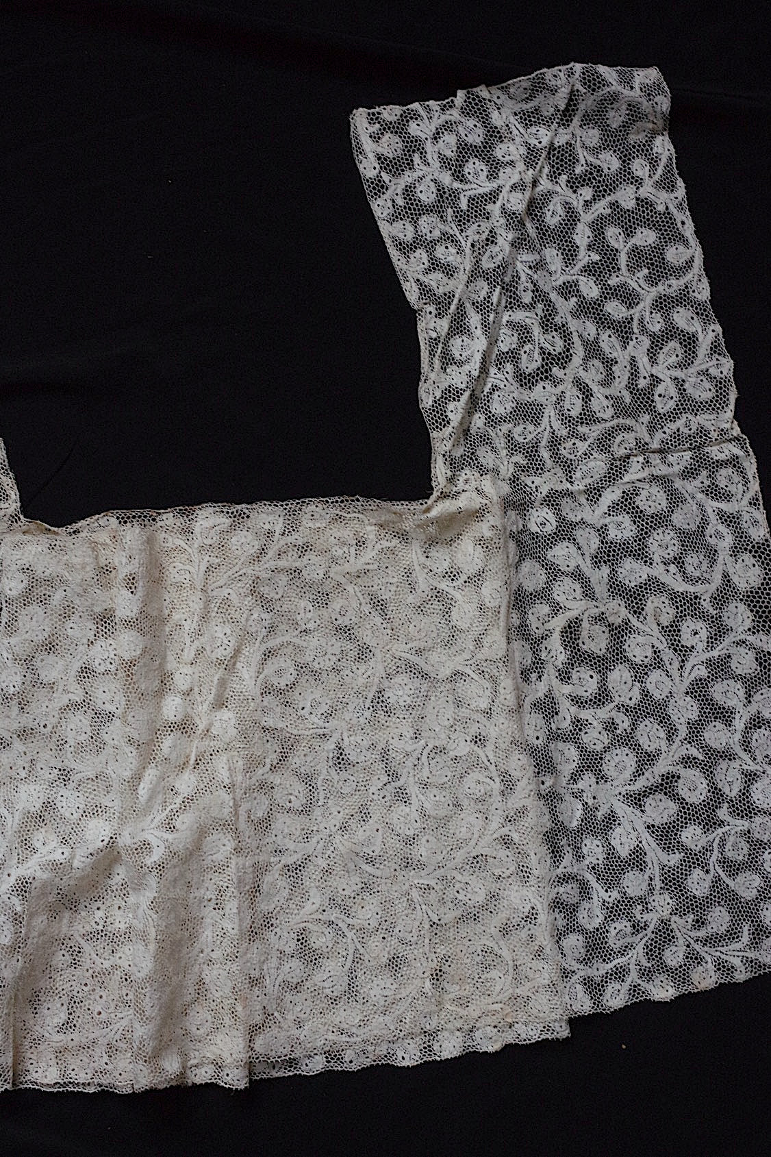 アンティークレース dentelle antique フレミッシュレース .FR a l'epoque