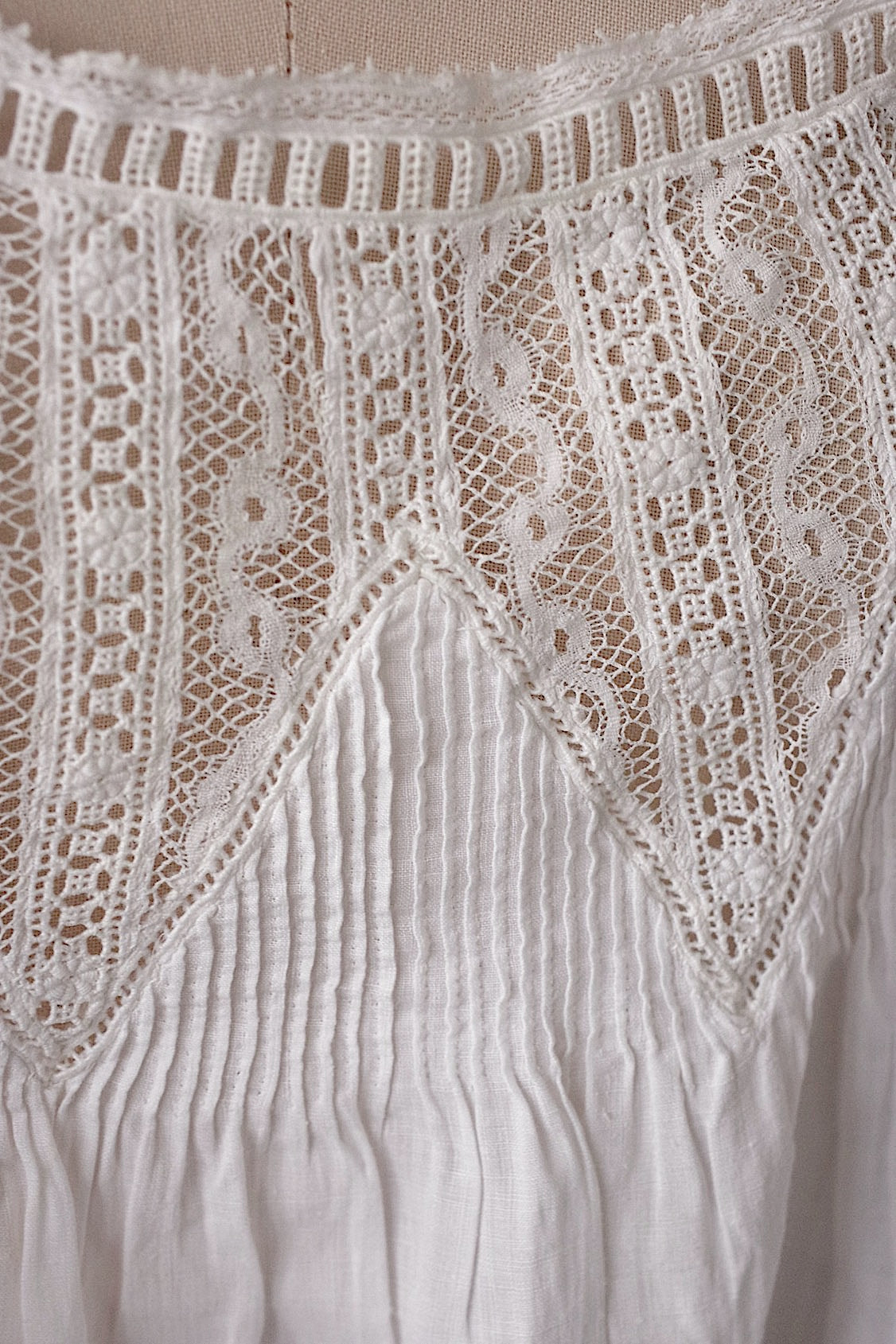 アンティーク古着 vêtement  アンティークレースワンピース .FR a l'epoque