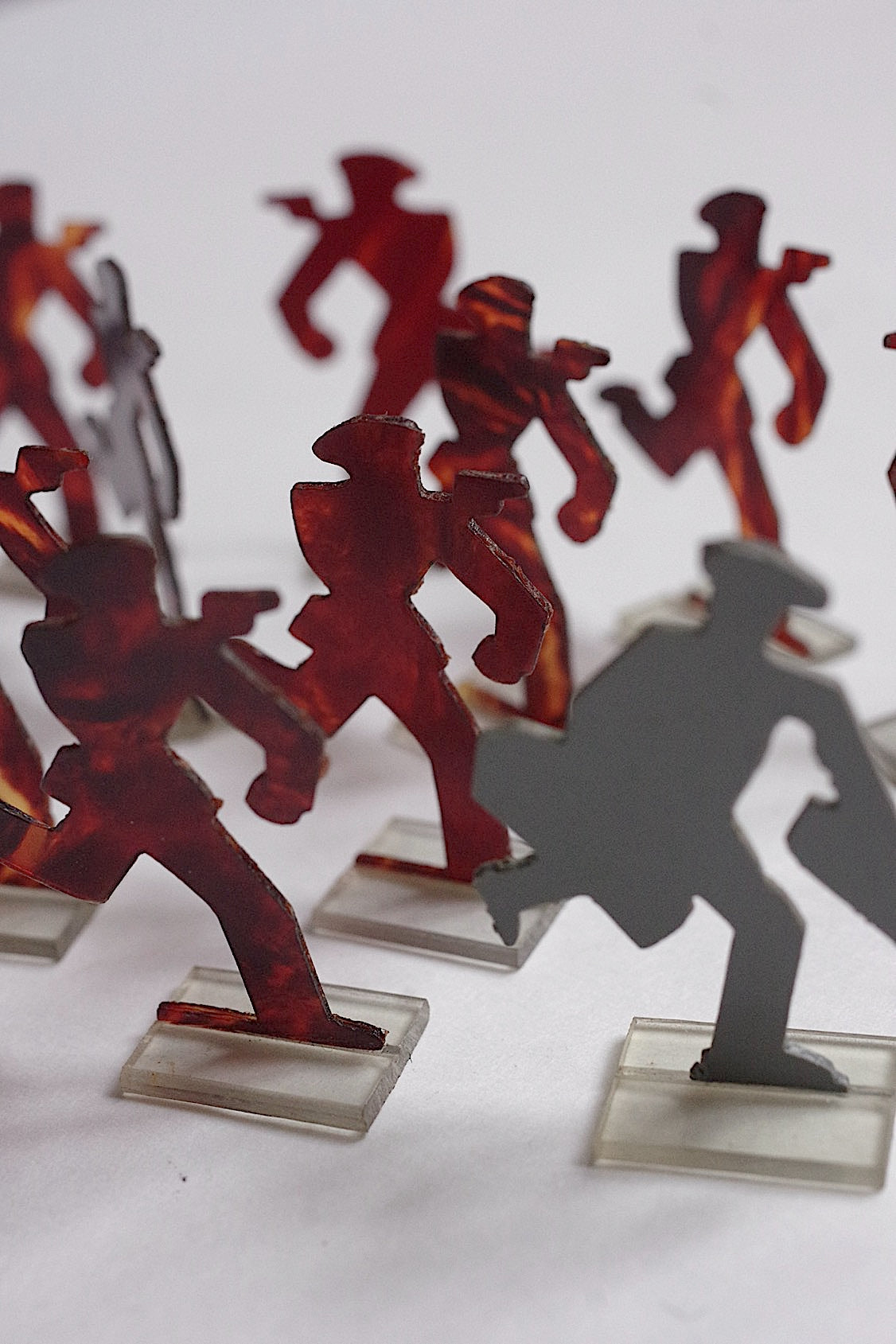 ヴィンテージオブジェ vintage objets 追う人逃げる人 .FR a l'epoque