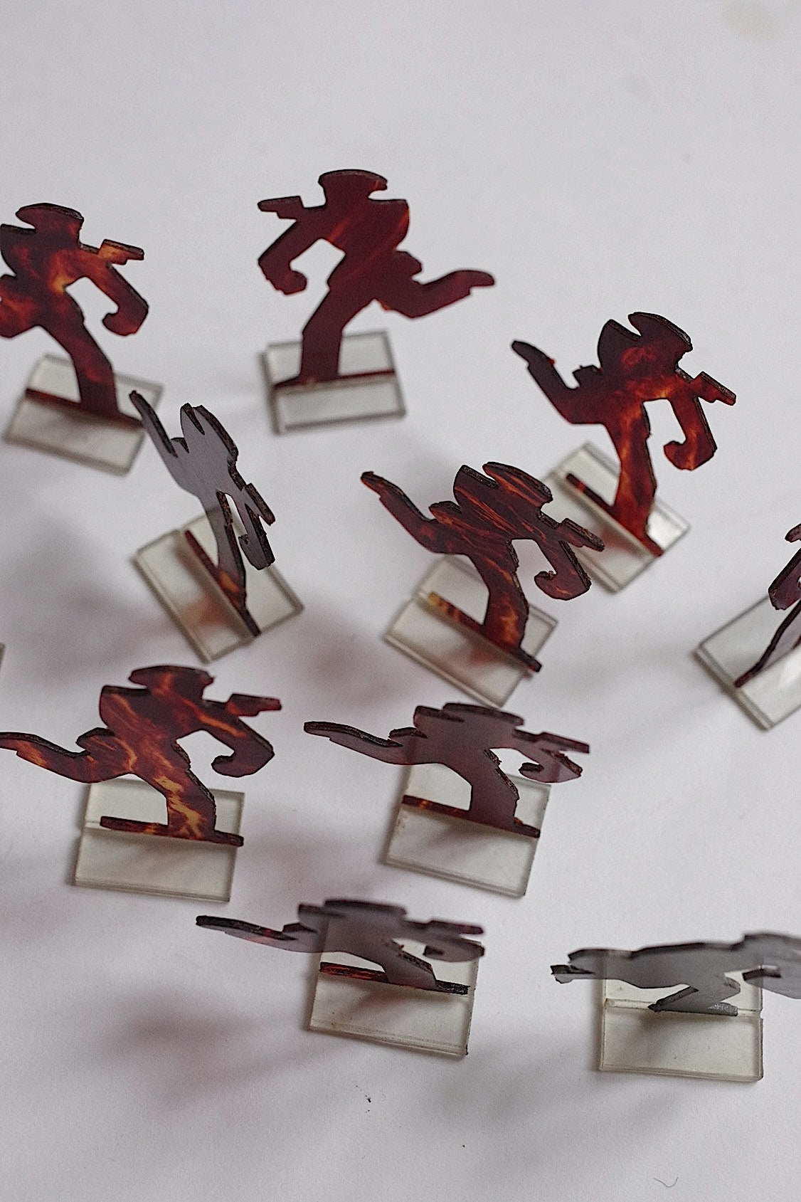 ヴィンテージオブジェ vintage objets 追う人逃げる人 .FR a l'epoque