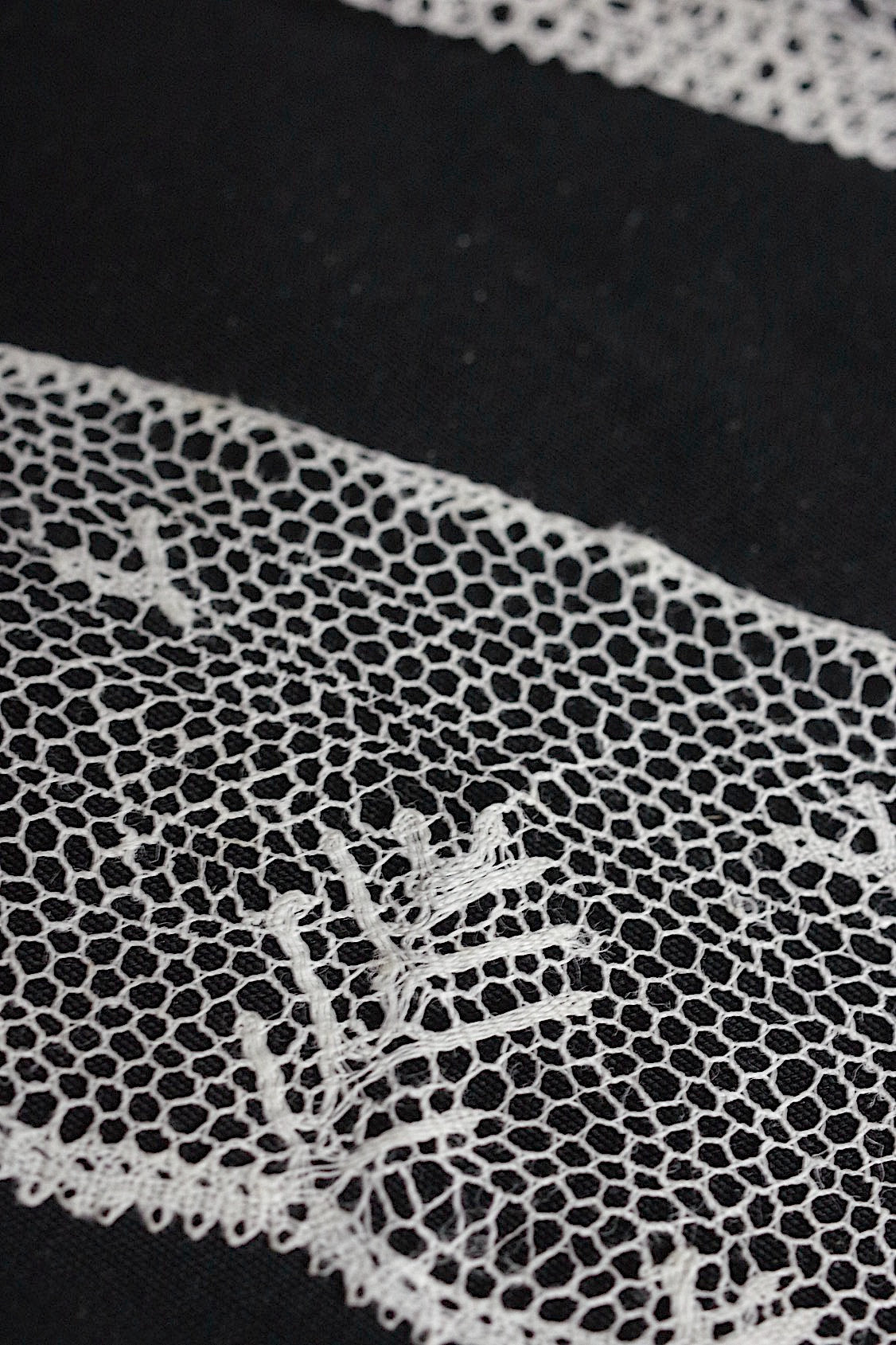 アンティークレース dentelle antique アンティークレース  4本 .FR a l'epoque