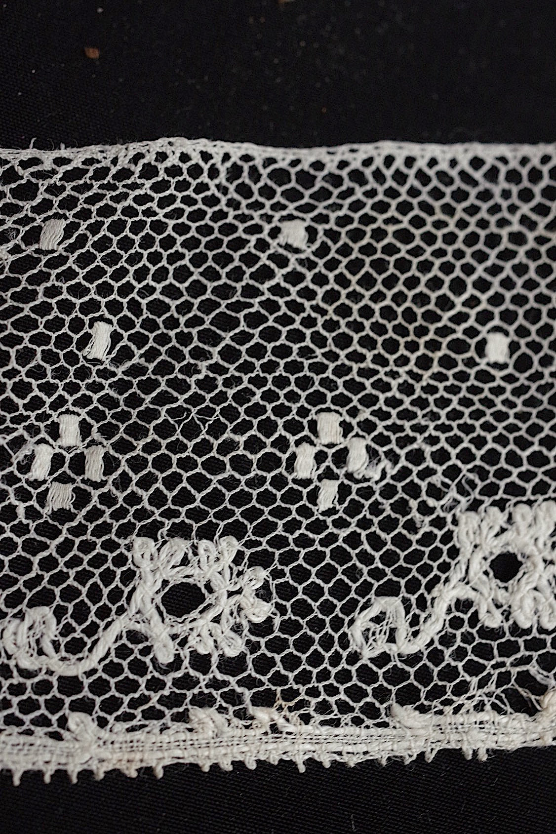 アンティークレース dentelle antique アンティークレース  4本 .FR a l'epoque