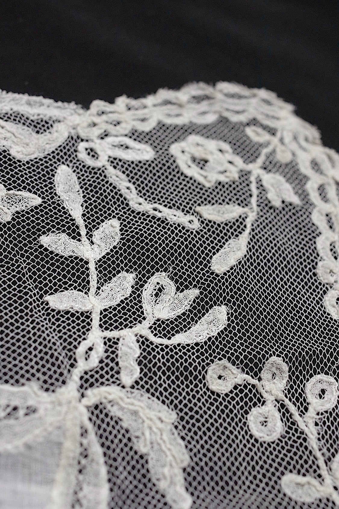 アンティークレース dentelle antique アンティークレース  ハンカチ .FR a l'epoque