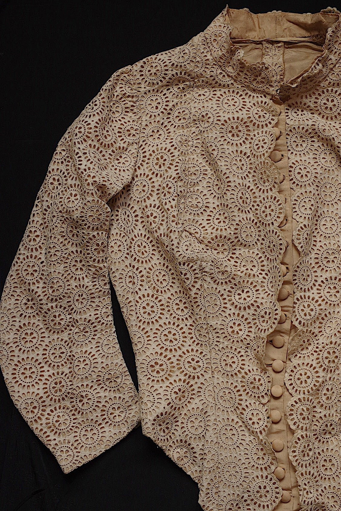 アンティークジャケット vêtement antique アンティークレース ジャケット .FR a l'epoque