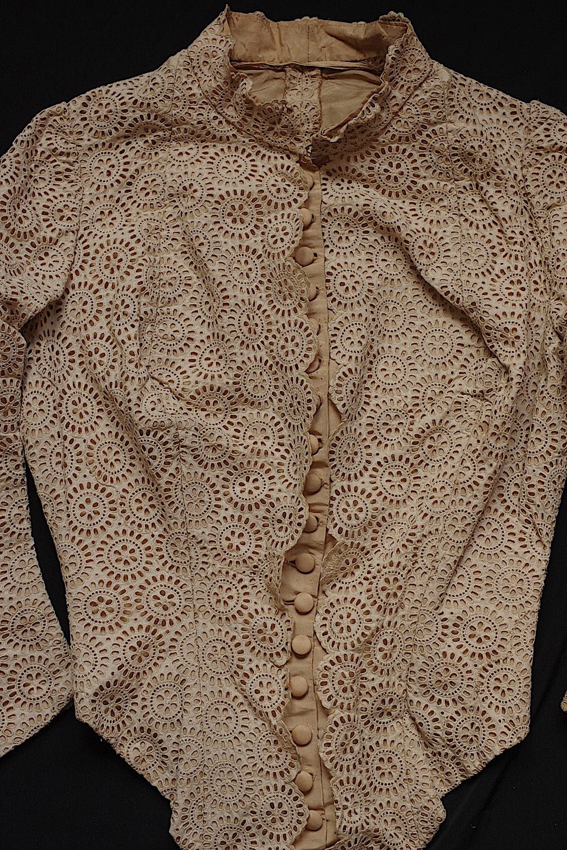 アンティークジャケット vêtement antique アンティークレース ジャケット .FR a l'epoque