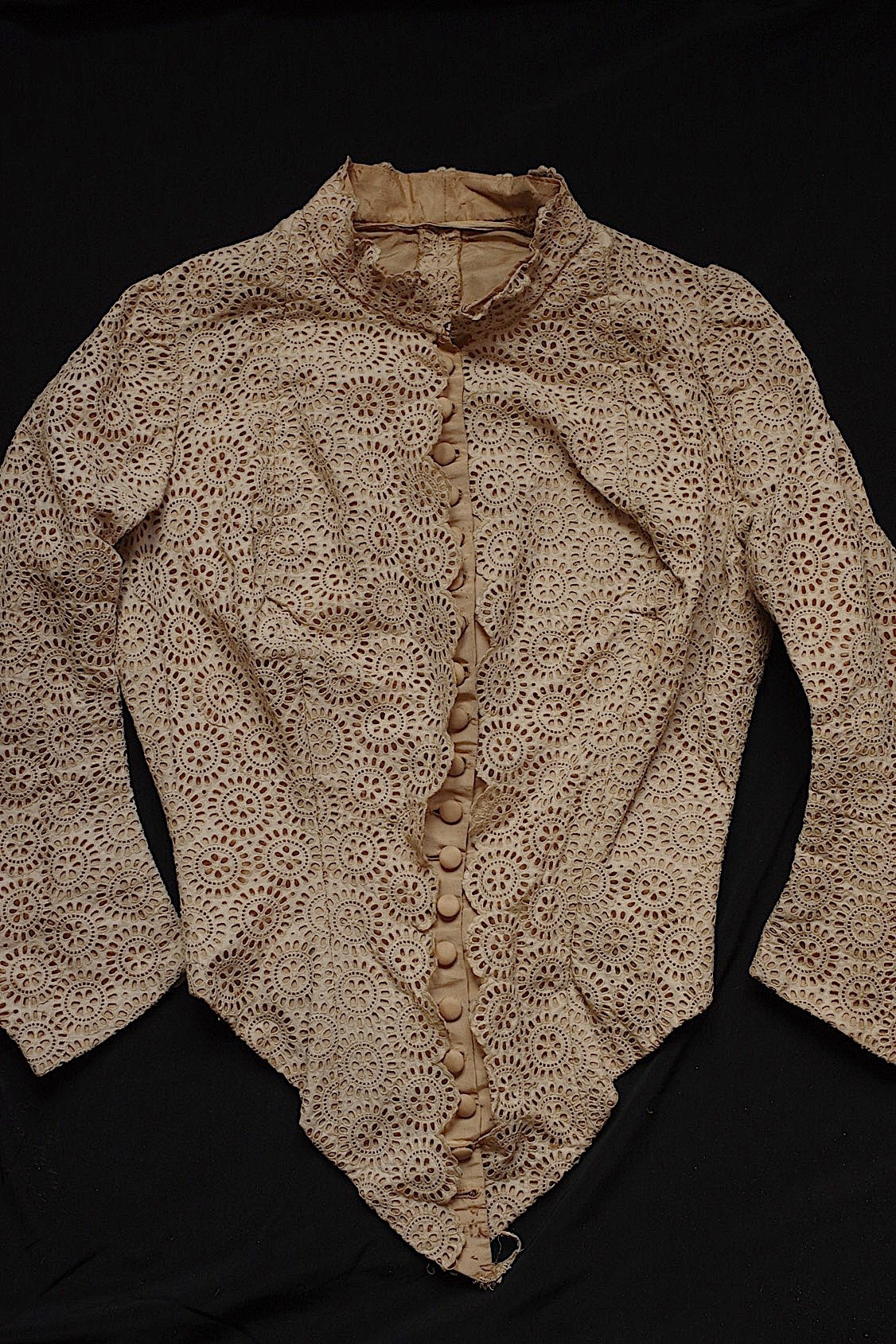 アンティークジャケット vêtement antique アンティークレース ジャケット .FR a l'epoque