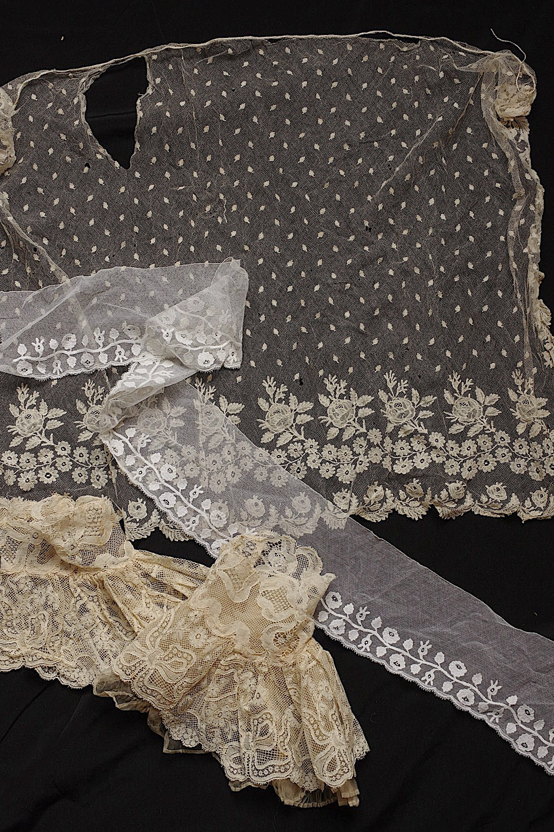 アンティークレース dentelle antique アンティークレースはぎれ 素材用 .FR a l'epoque