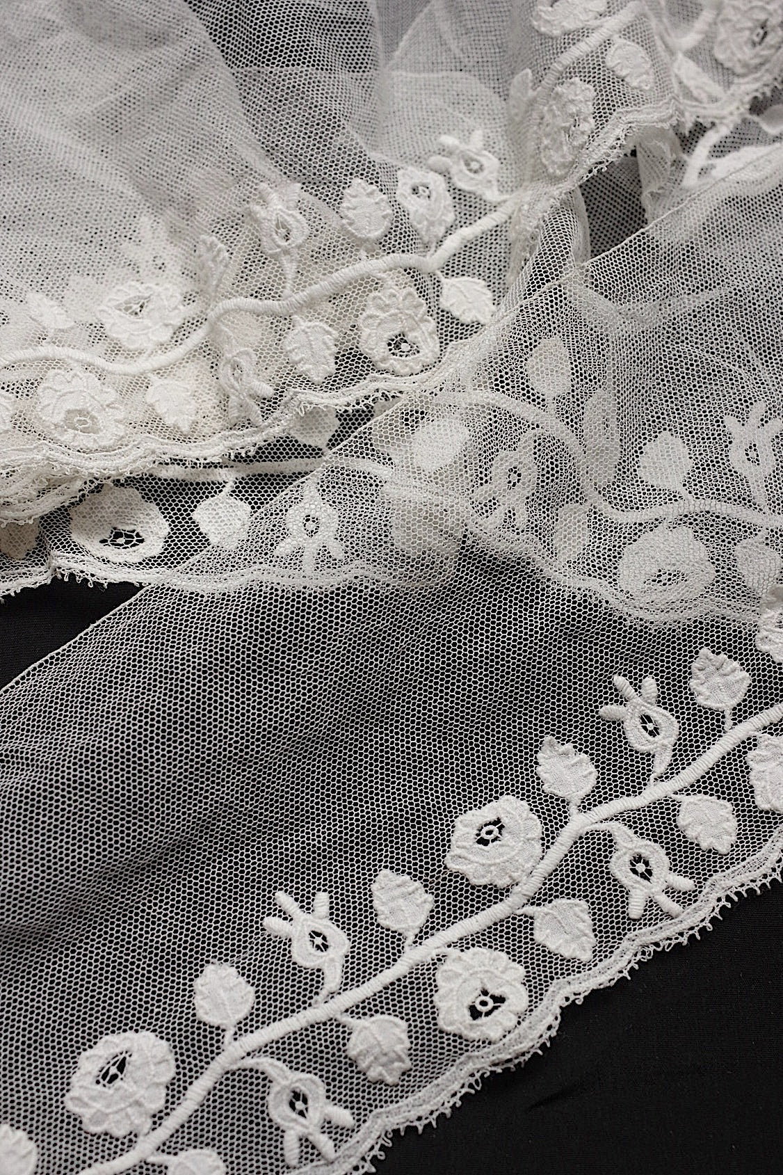 アンティークレース dentelle antique アンティークレースはぎれ 素材用 .FR a l'epoque