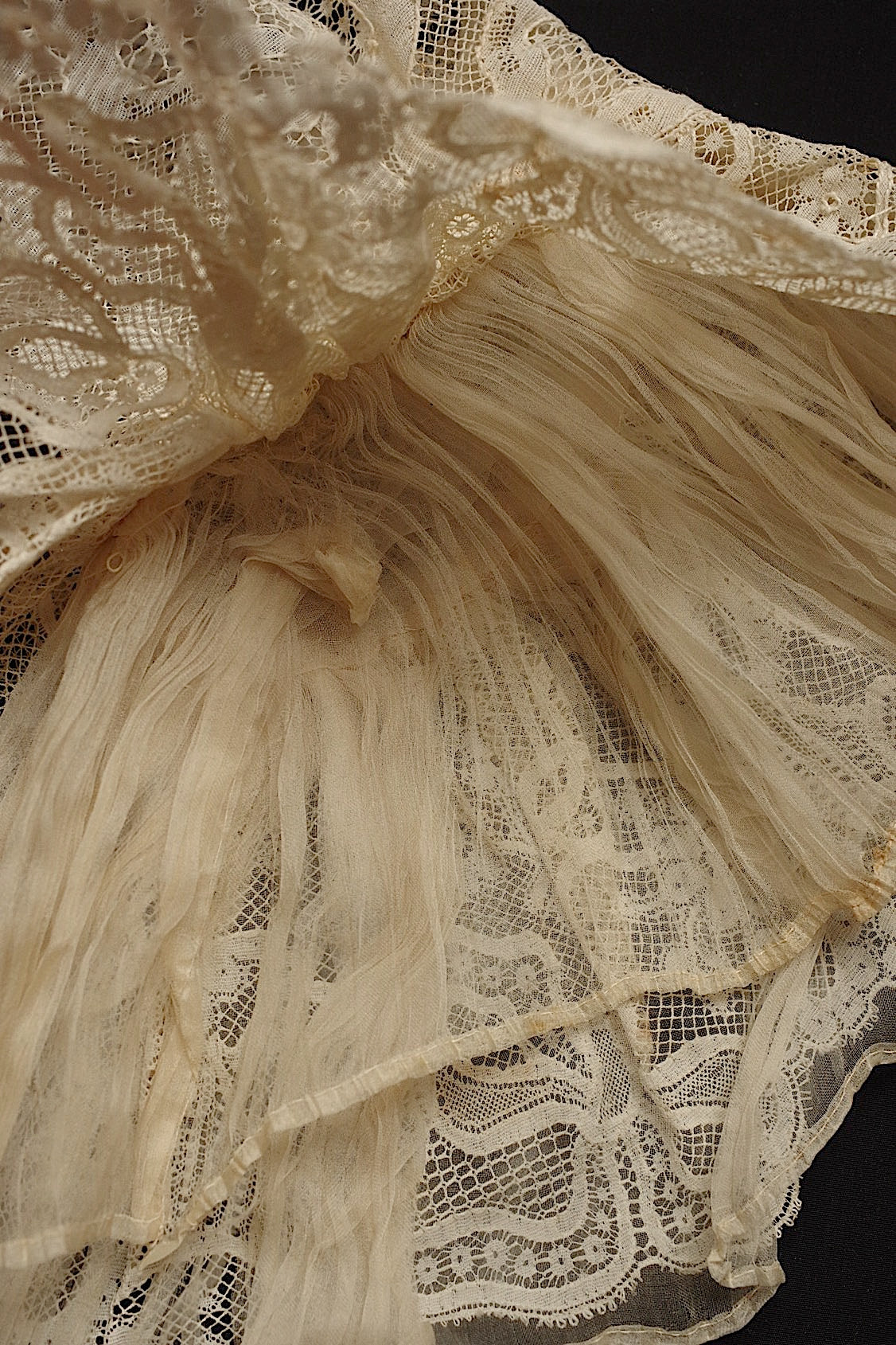 アンティークレース dentelle antique アンティークレースはぎれ 素材用 .FR a l'epoque