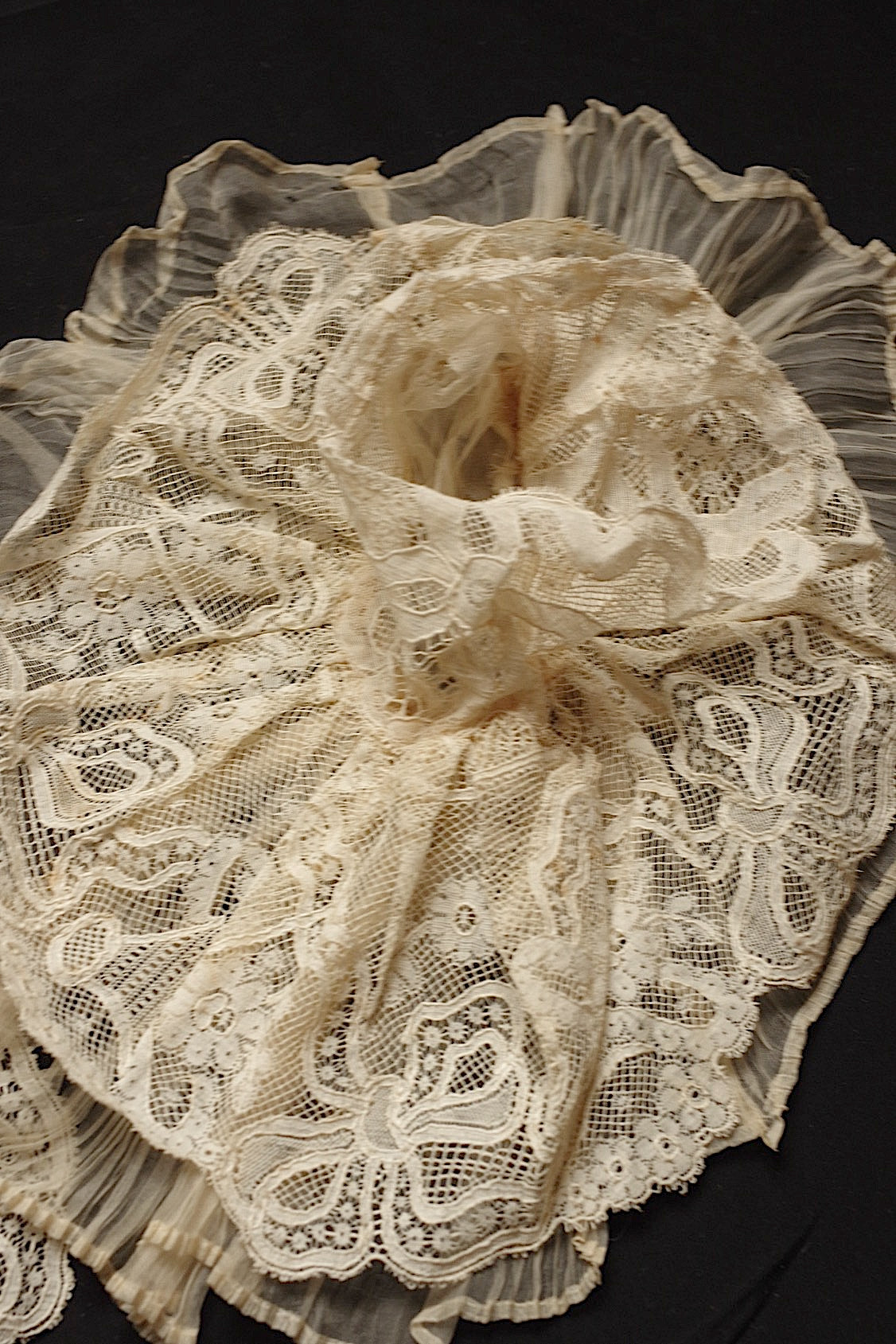 アンティークレース dentelle antique アンティークレースはぎれ 素材用 .FR a l'epoque