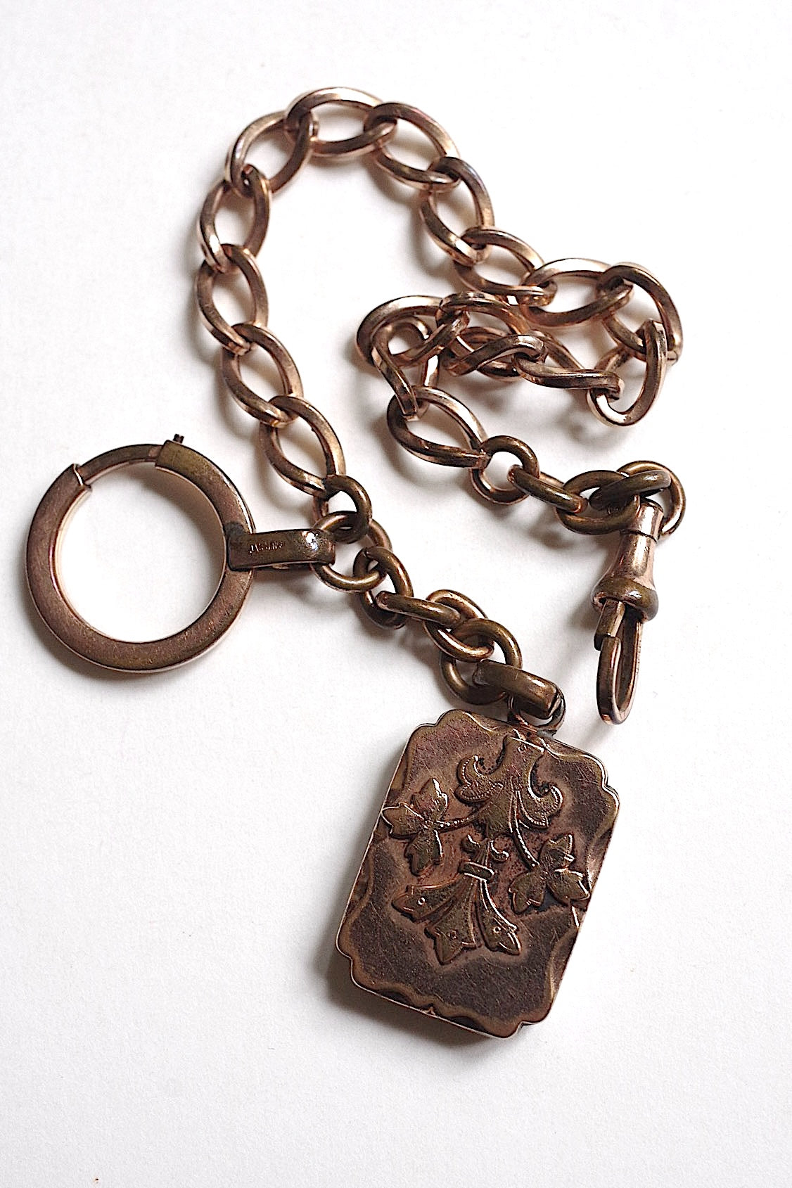 アンティークチェーン chain antique アンティークチェーン1 .FR a l'epoque