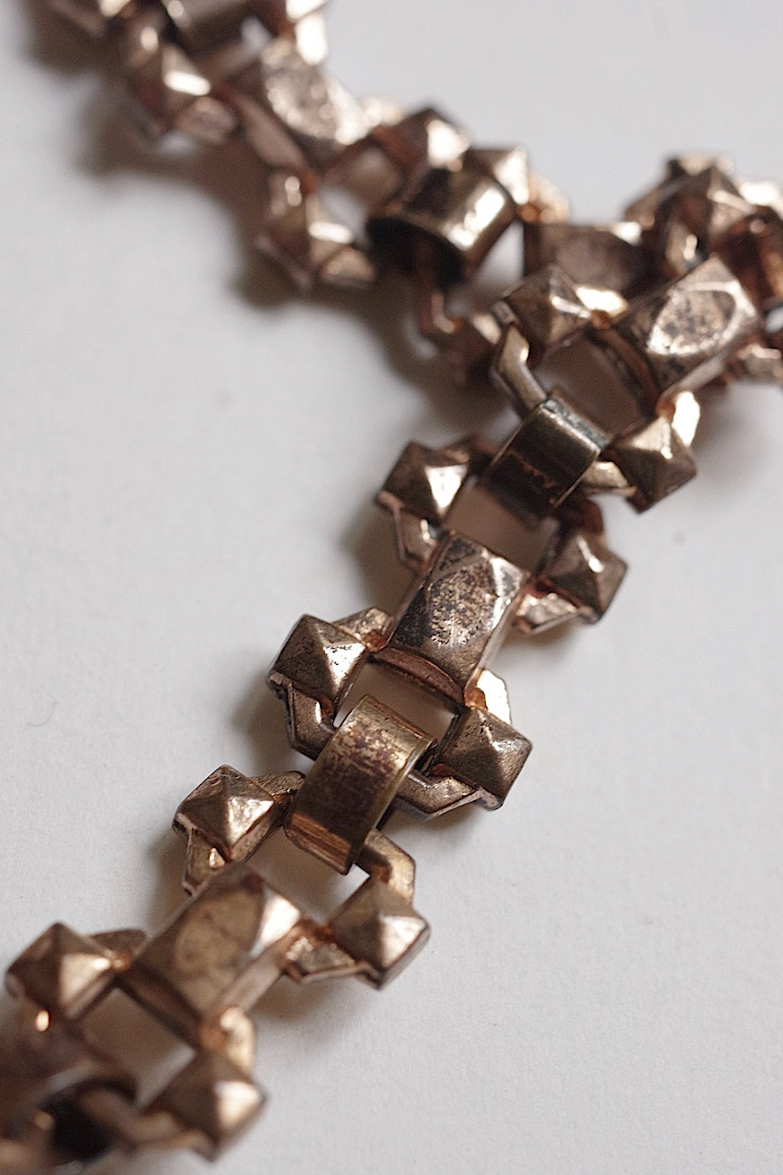 アンティークチェーン chain antique アンティークチェーン2 .FR a l'epoque