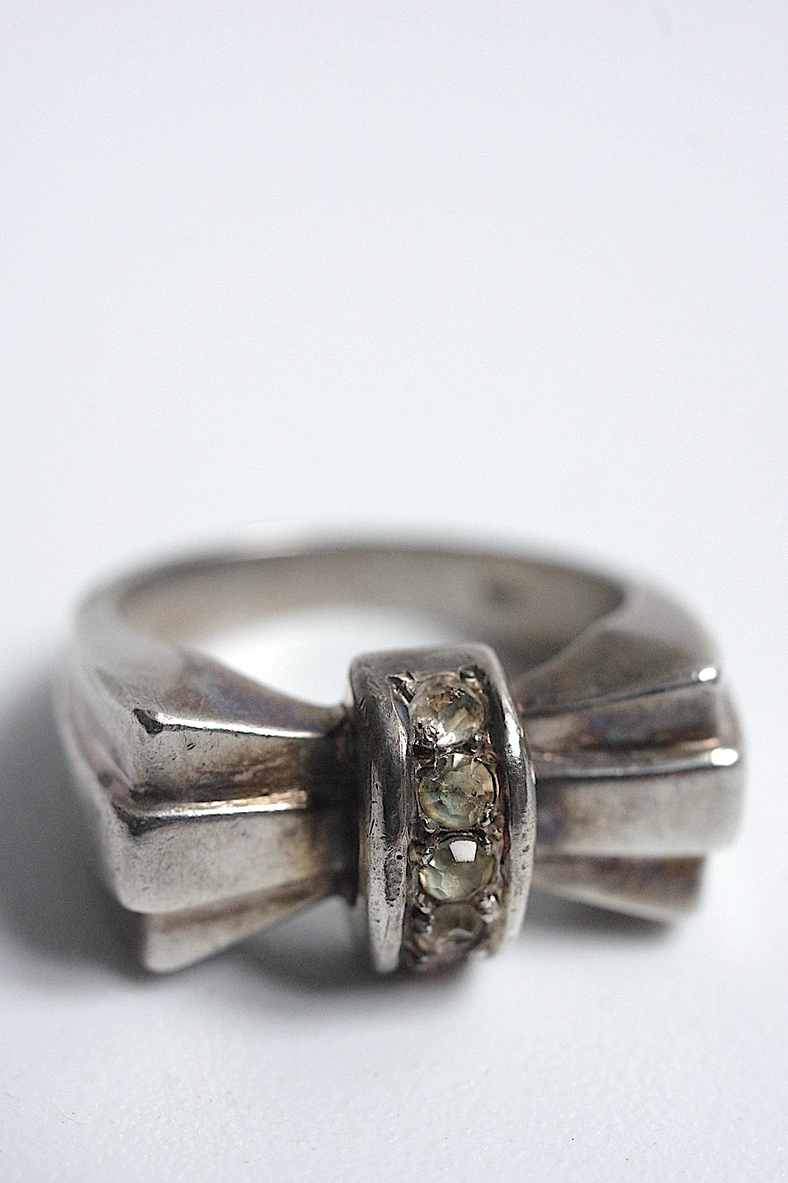 アンティークリング bague antique アンティークリングリボン .FR a l'epoque