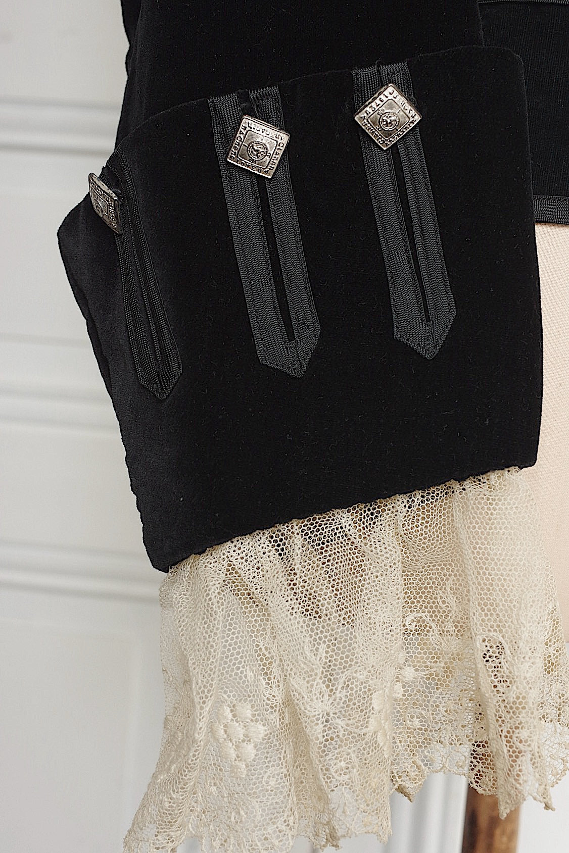 アンティークジャケットvêtement  antique アンティークコスチューム .FR a l'epoque