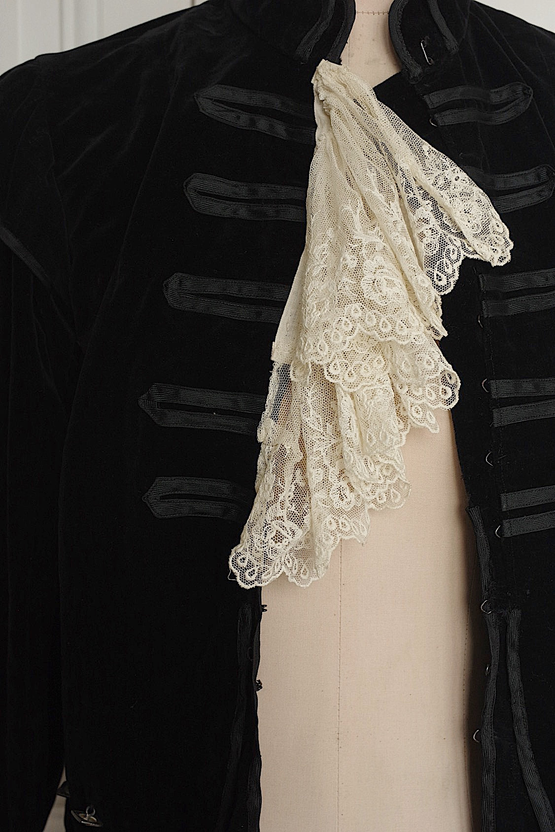 アンティークジャケットvêtement  antique アンティークコスチューム .FR a l'epoque