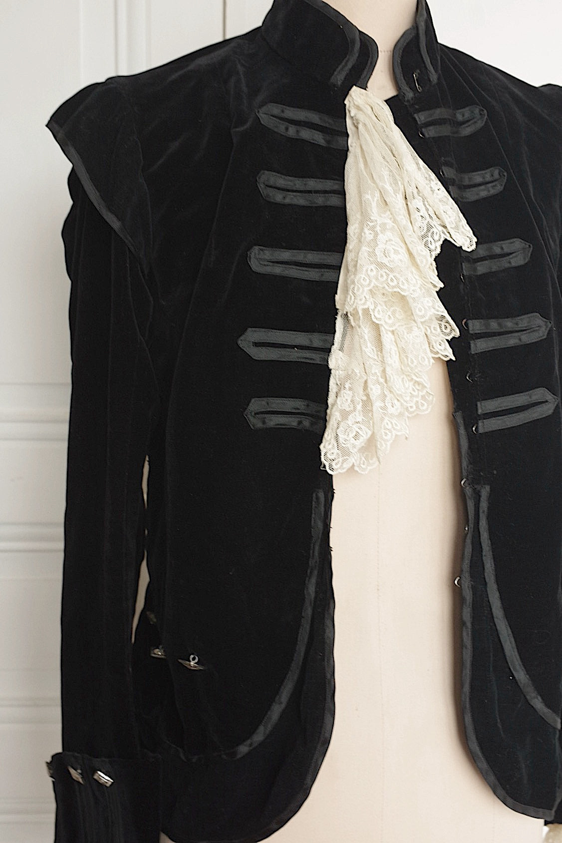 アンティークジャケットvêtement  antique アンティークコスチューム .FR a l'epoque