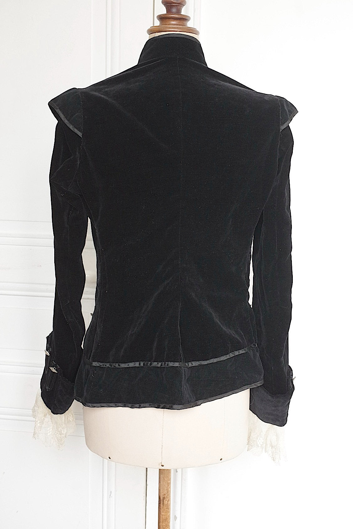 アンティークジャケットvêtement  antique アンティークコスチューム .FR a l'epoque